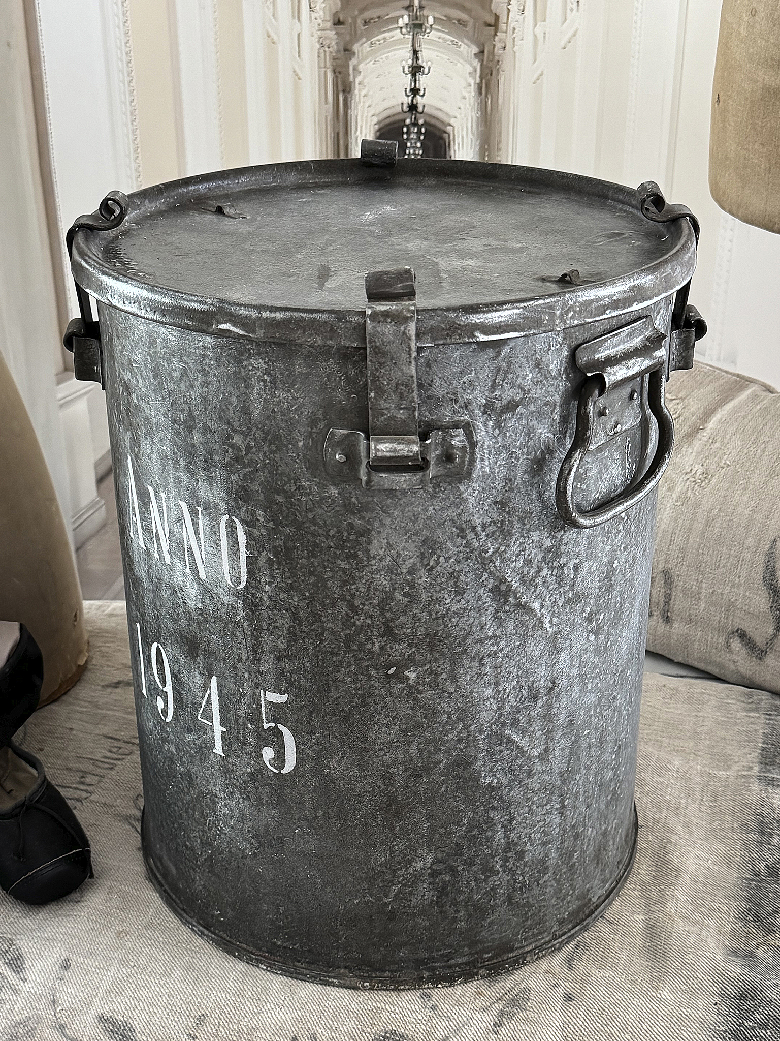 Große Zinktonne – Anno 1945, wertig & mit schöner Patina*** Große Zinktonne – Anno 1945, wertig & mit schöner Patina***