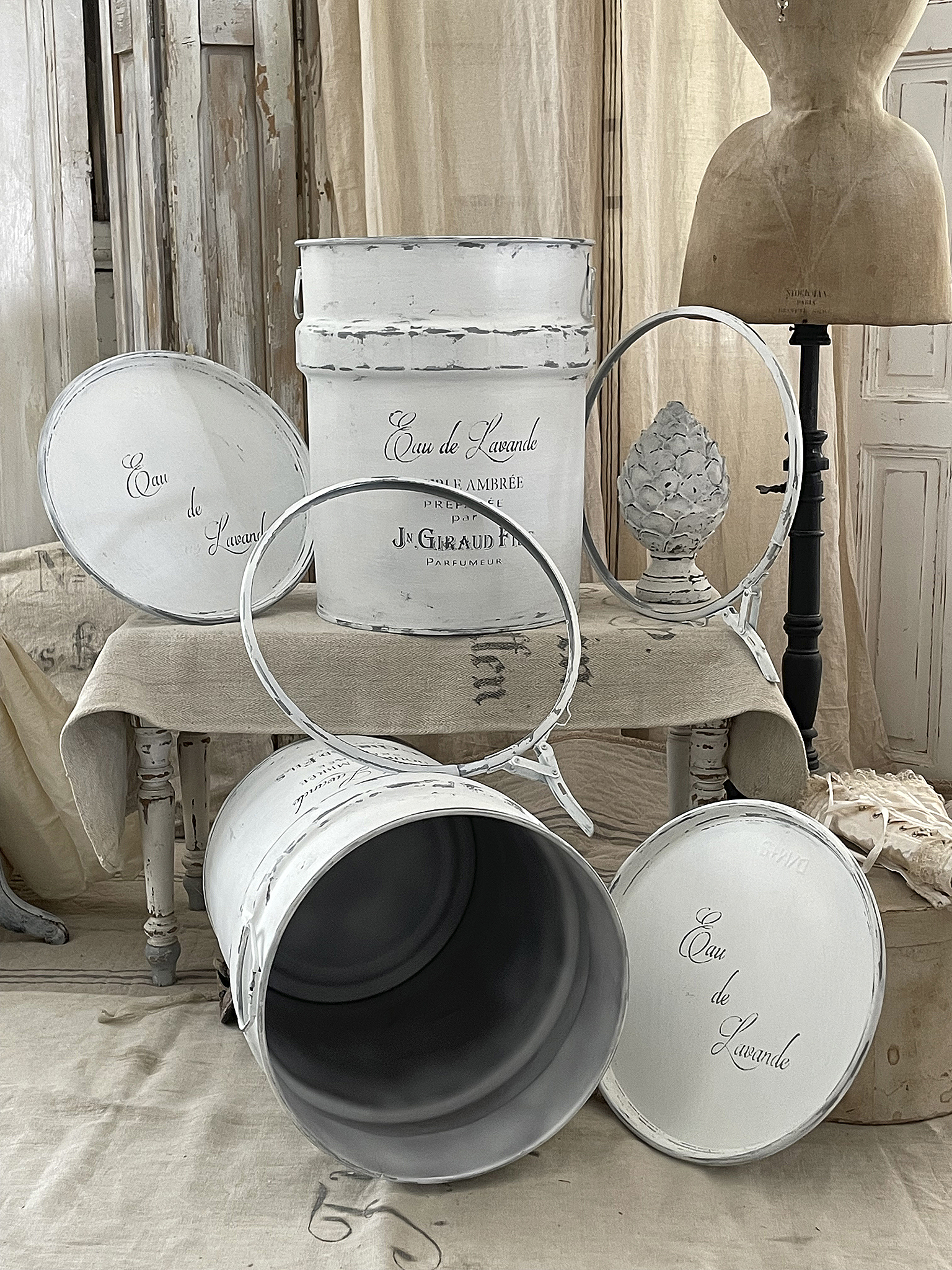 Tonne aus Aluminium Lavande*** Tonne aus Aluminium Lavande***
