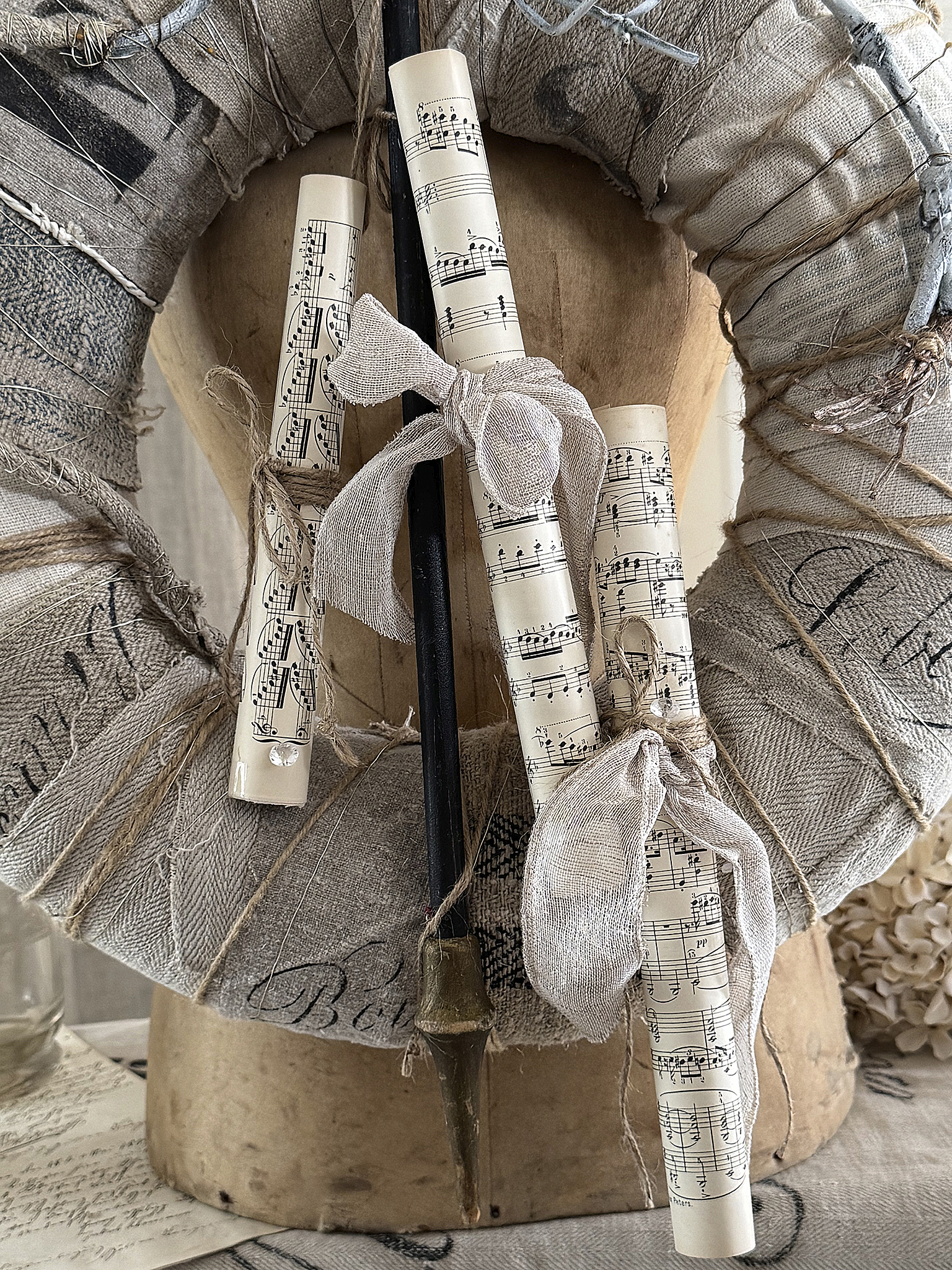 Großer Vintage-Kranz aus altem Leinen – handgefertigte Dekoration mit Charakter***