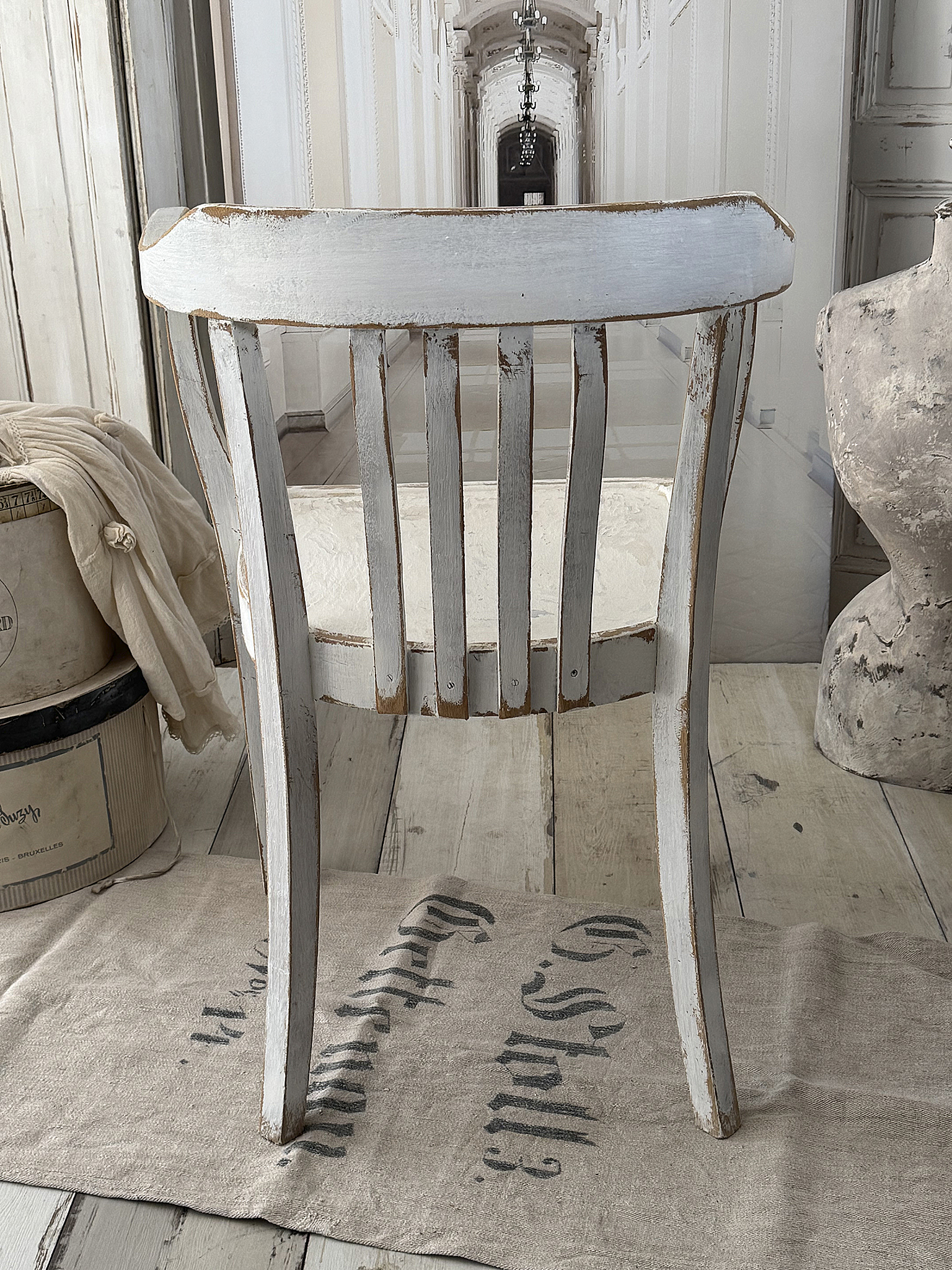 Original Bauhaus Armlehnstuhl – Shabby Chic im alten Originallack***