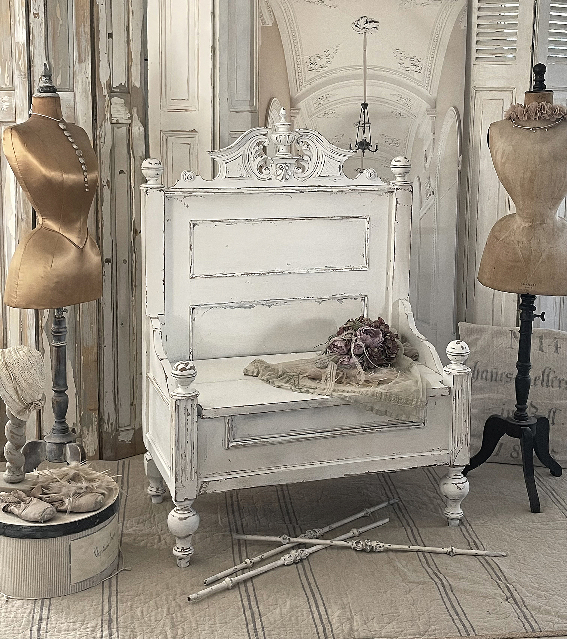 Antike Gründerzeit- Truhenbank shabbychic***