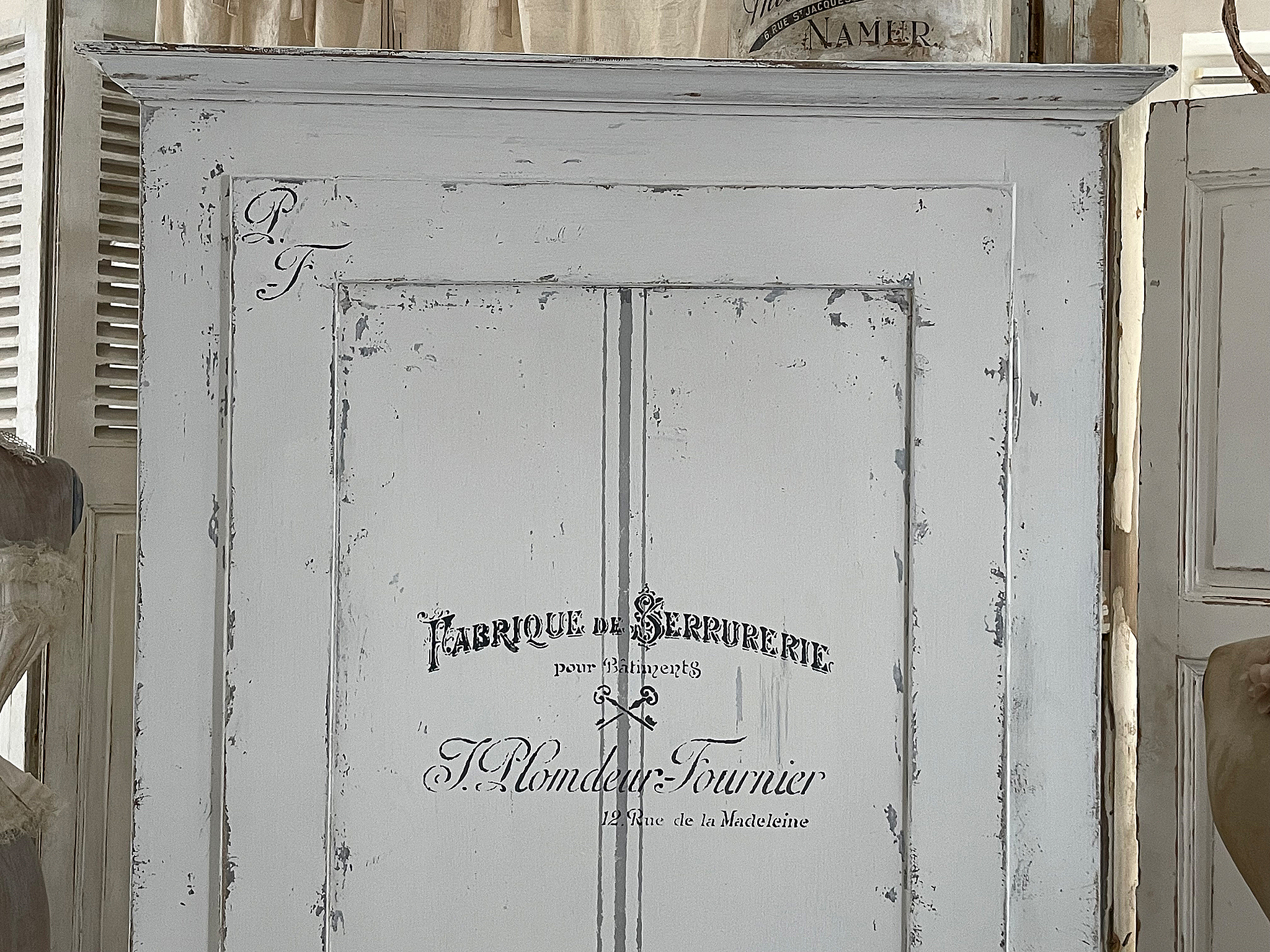 Großer Wäscheschrank Brocante*** Großer Wäscheschrank Brocante***