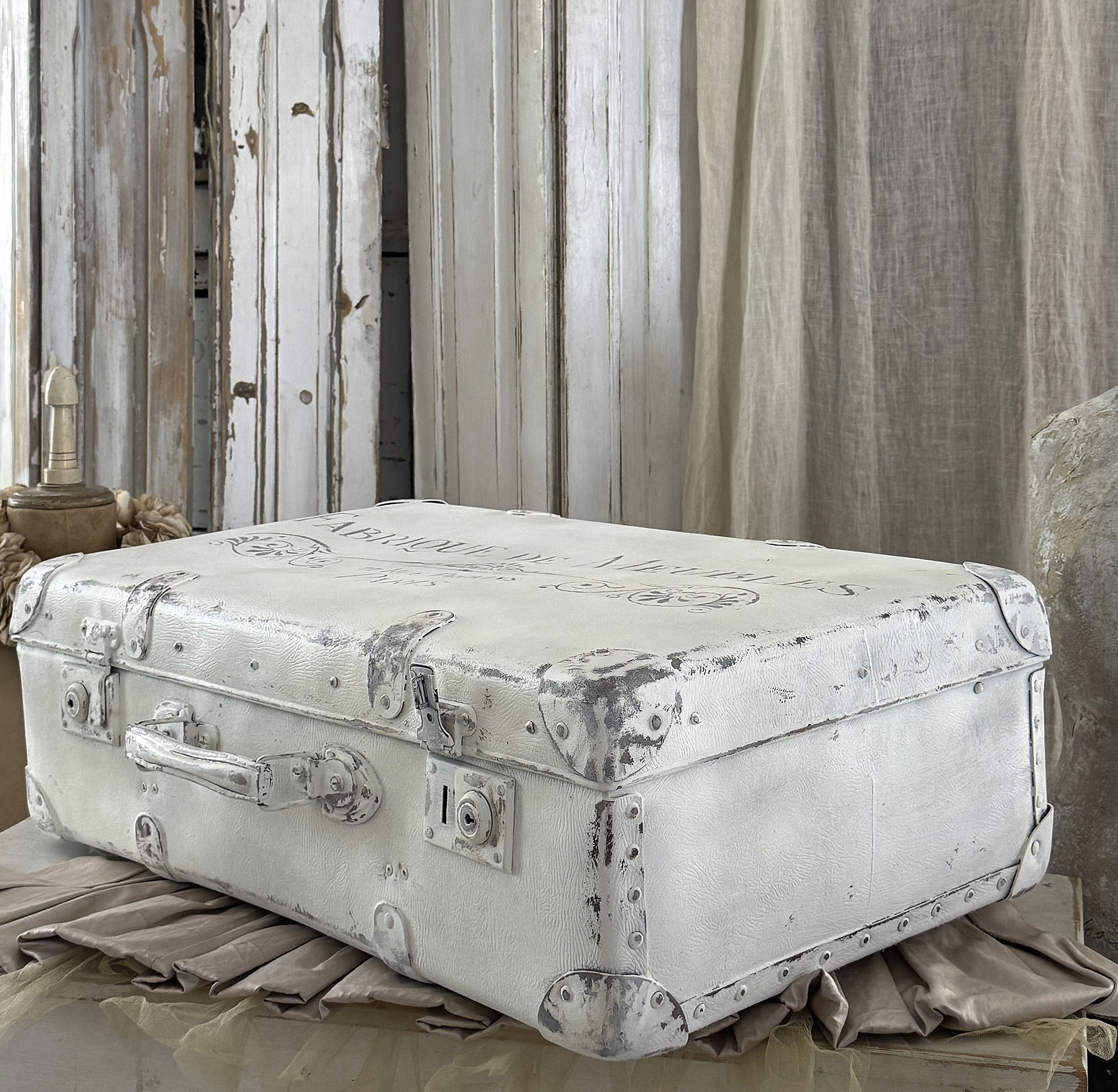 Eleganter Vintage-Hartschalenkoffer im französischen Shabby-Chic***