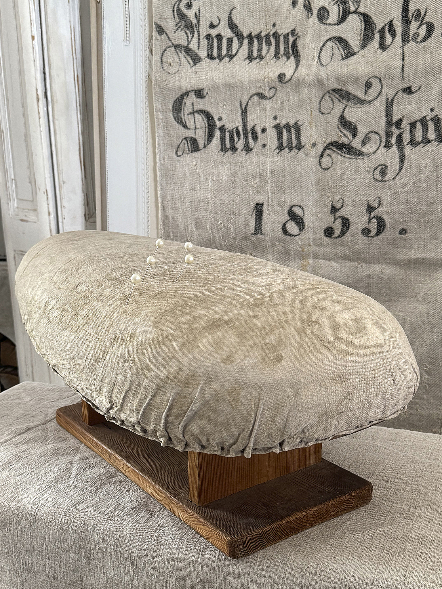 Antikes Schneiderbügelbrett aus Frankreich – seltenes Vintage-Schätzchen mit besonderem Charme***