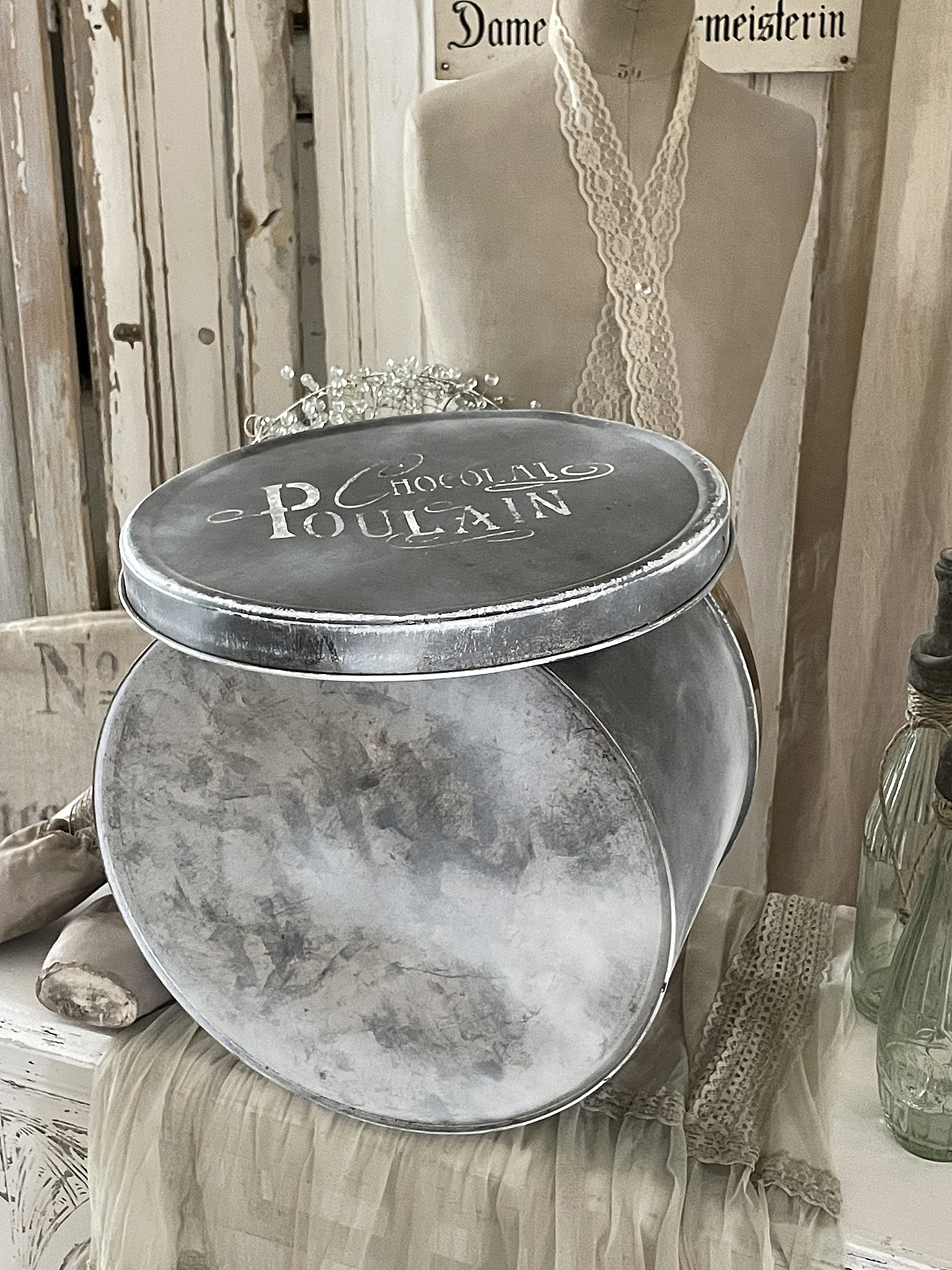 Brocante runde Blechdose Chocolat ***