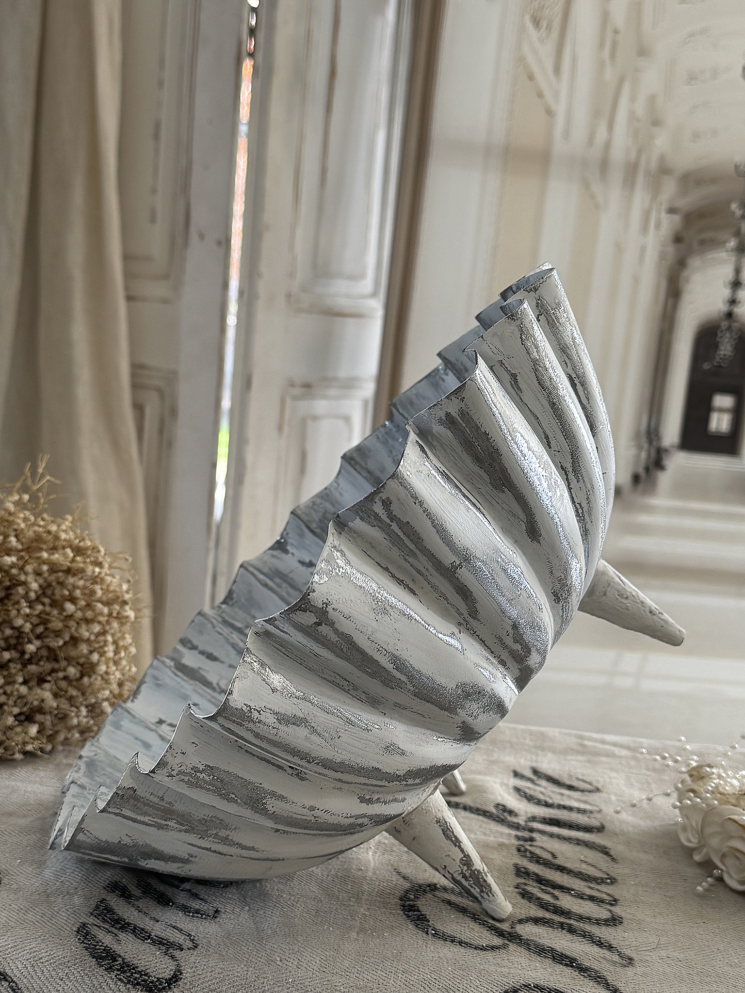 Ausgefallene Zinkschale im Shabby-Stil***