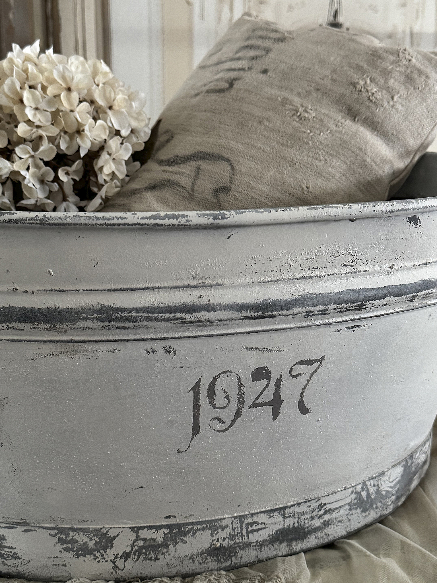 Alte Shabby-Zinkwanne 1947***