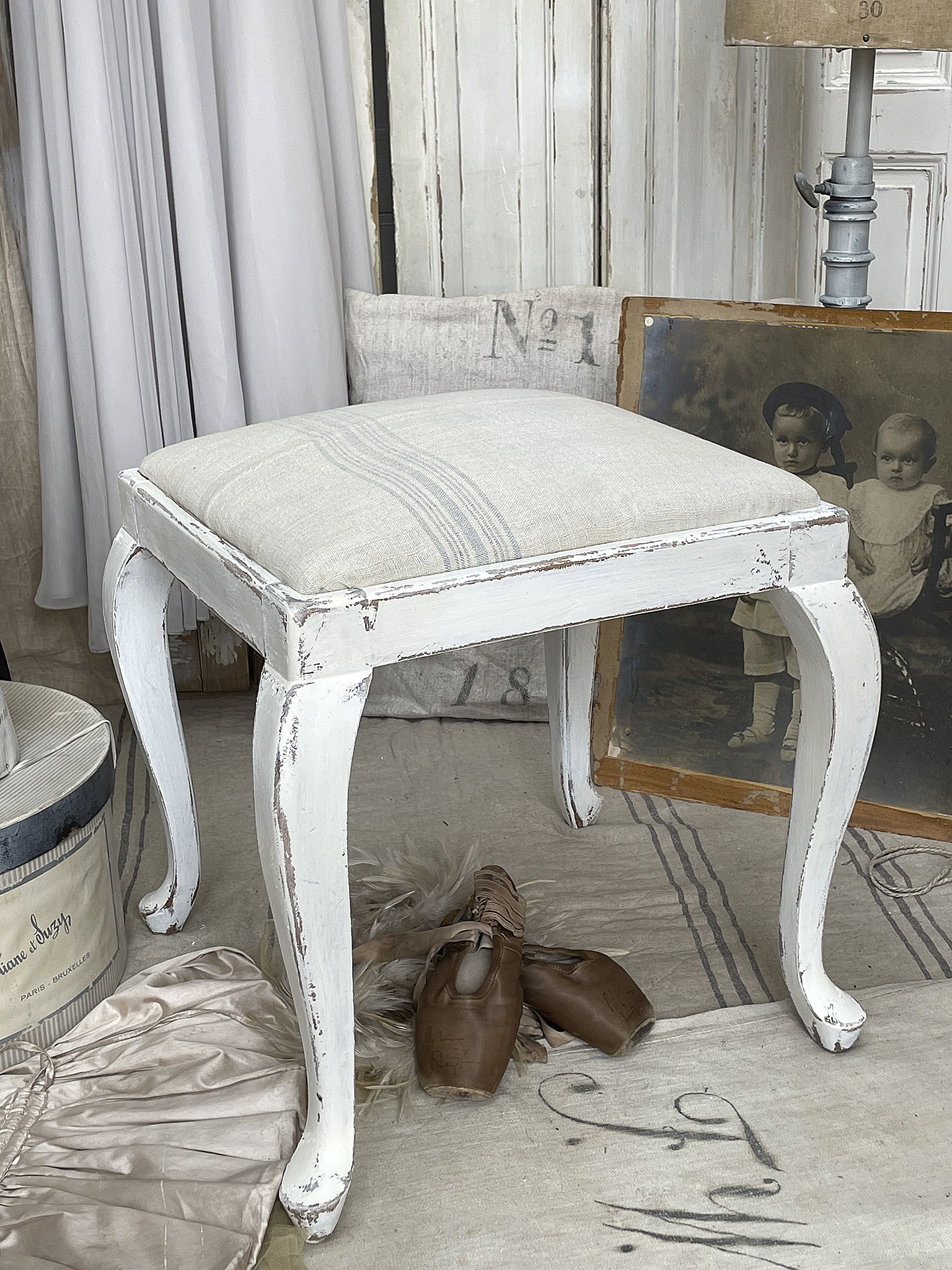 Alter wertiger Chippendale Hocker 1*** Alter wertiger Chippendale Hocker 1***