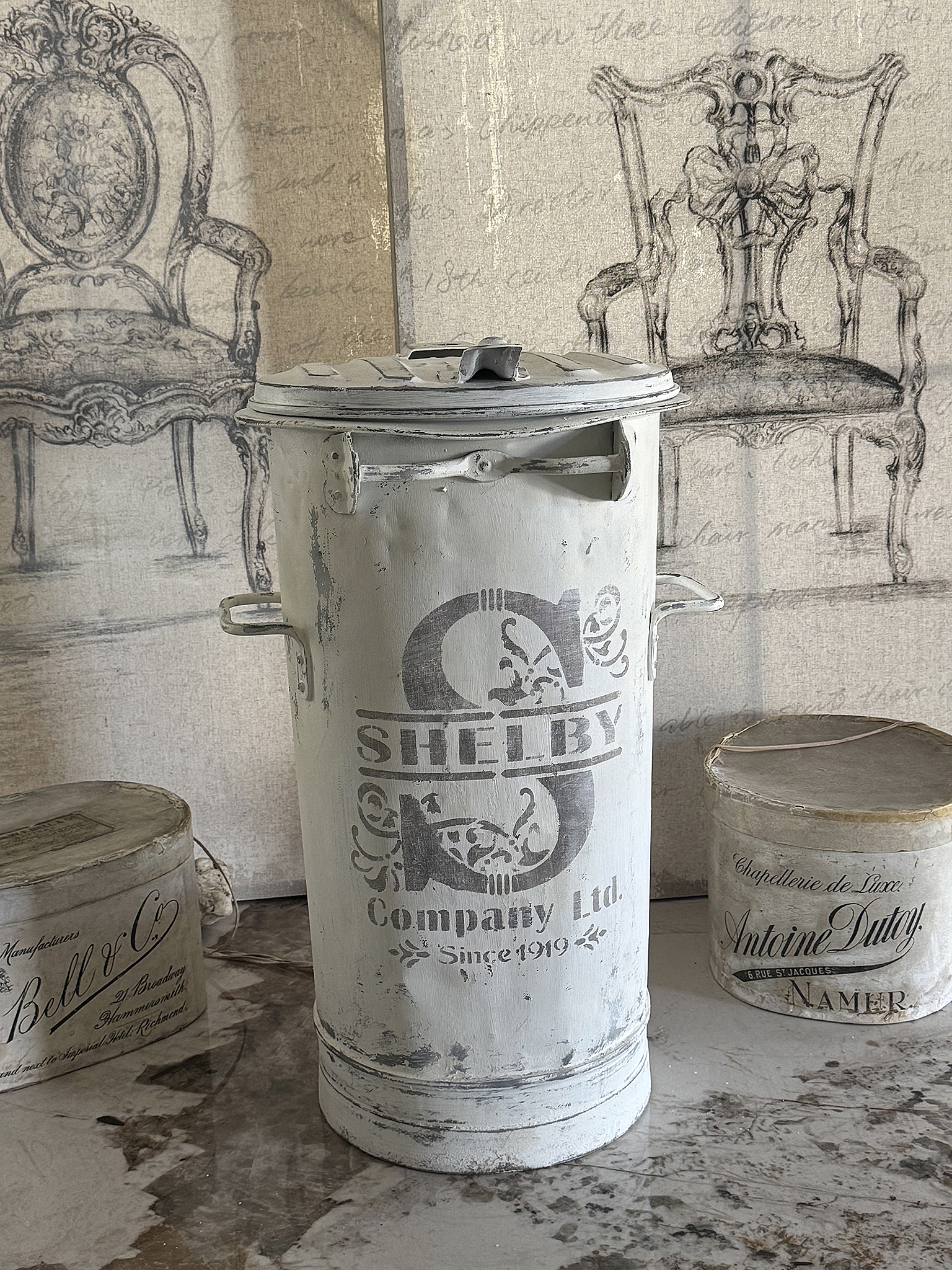 Schöne alte Zinkmülltonne Shelby***
