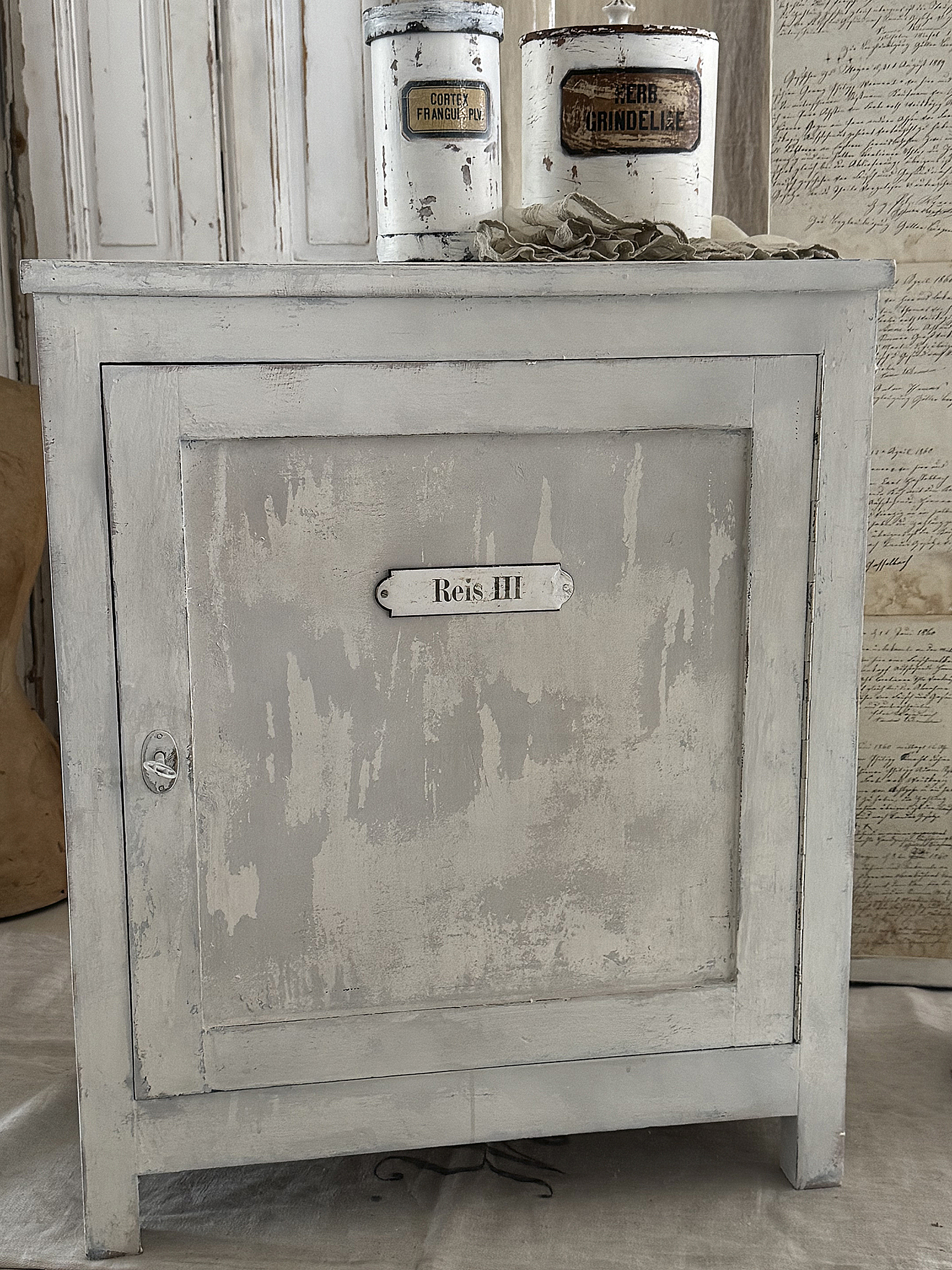 Brocante alter Ladenschrank Reis III***