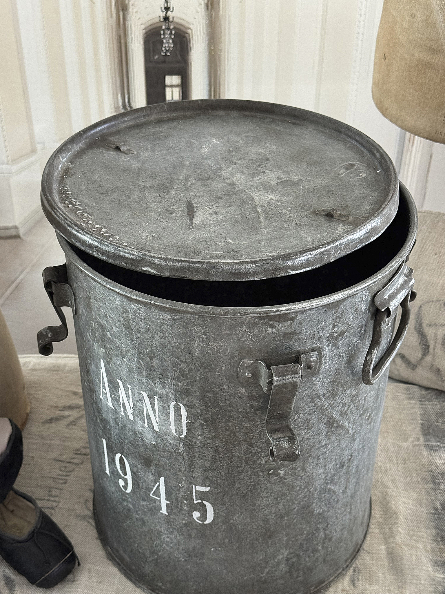 Große Zinktonne – Anno 1945, wertig & mit schöner Patina*** Große Zinktonne – Anno 1945, wertig & mit schöner Patina***