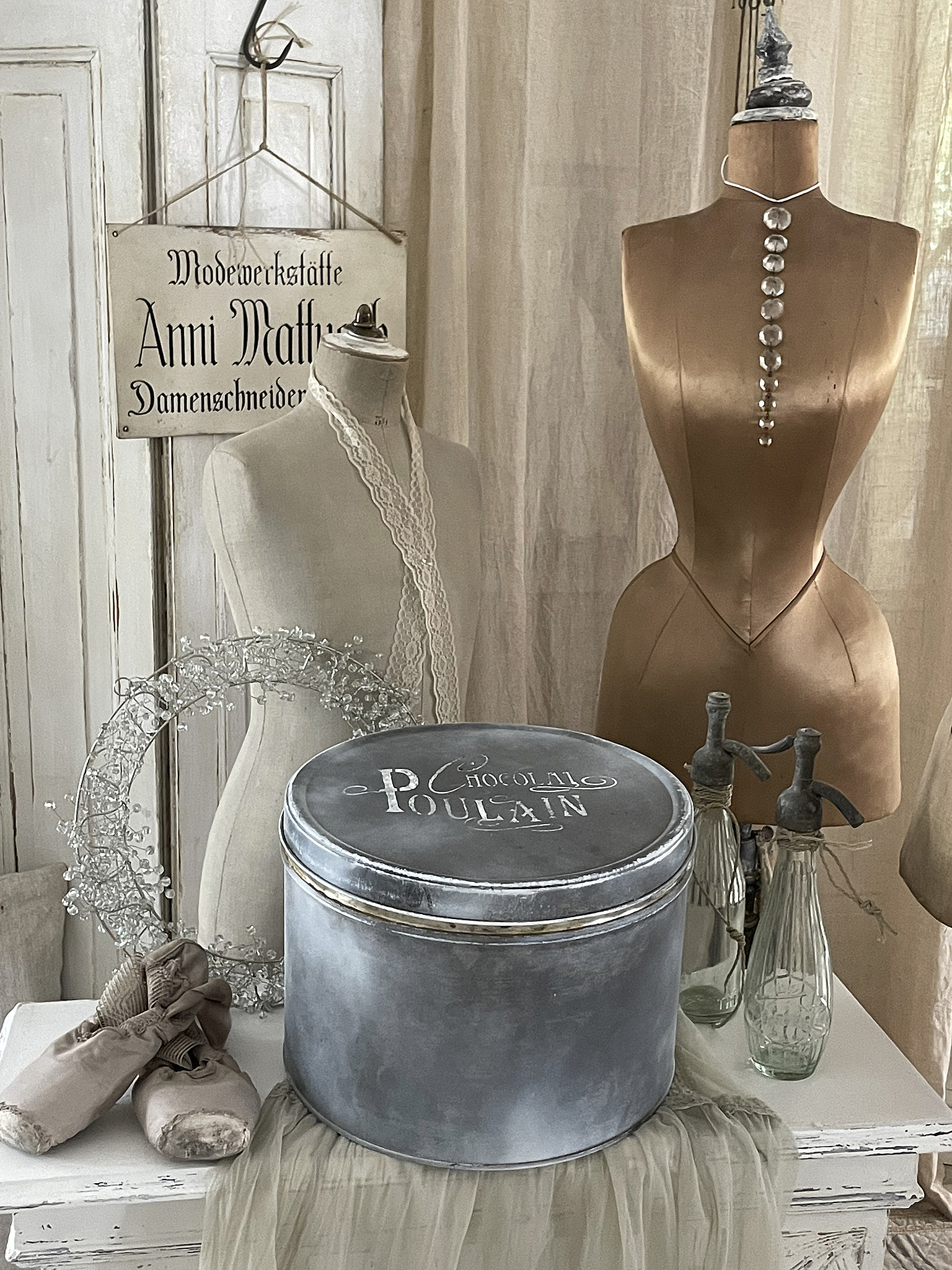Brocante runde Blechdose Chocolat ***