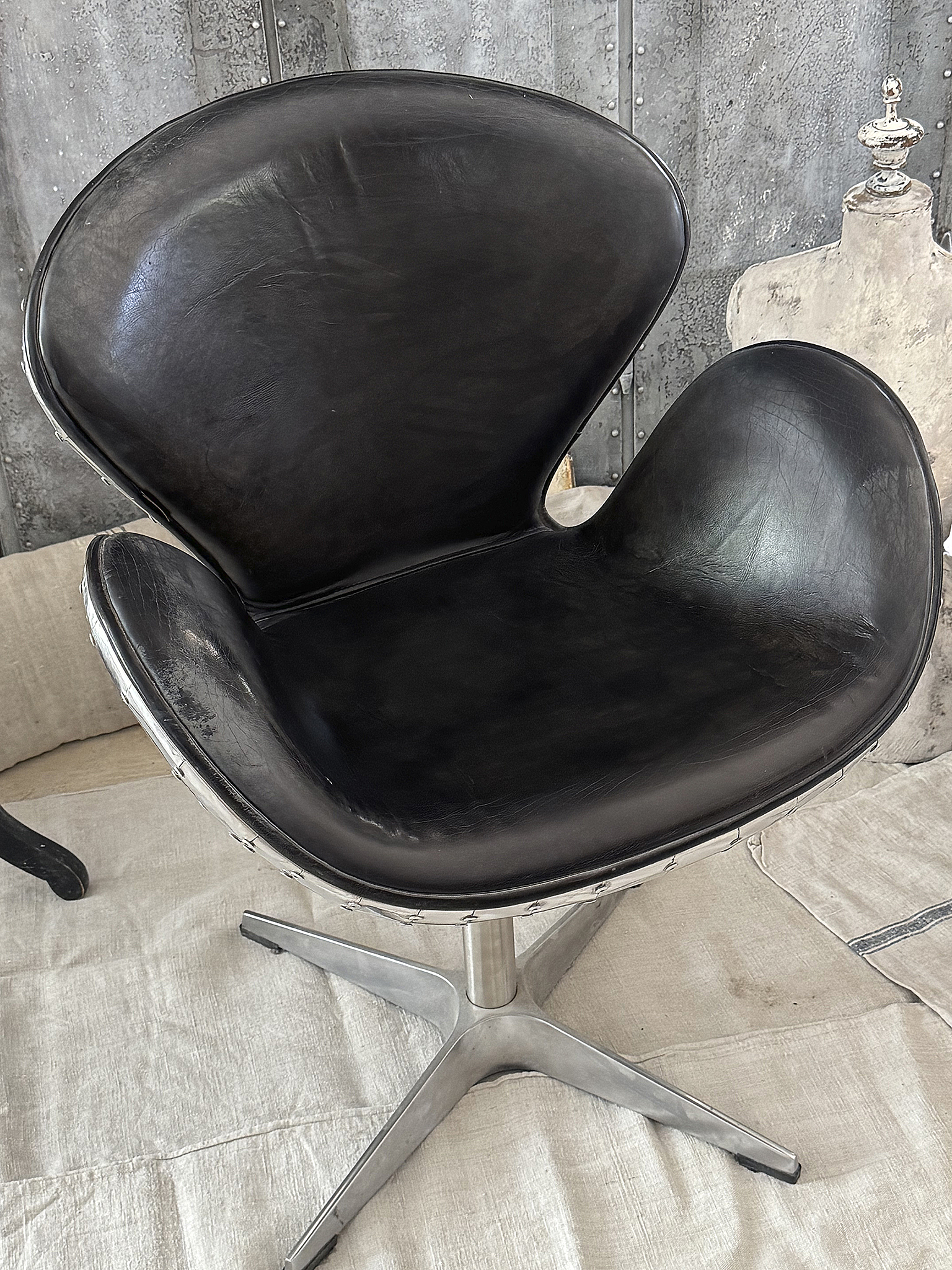 Luxus Art-Déco Schreibtischstuhl aus Echtleder & Aluminium im Air-Wing-Design***