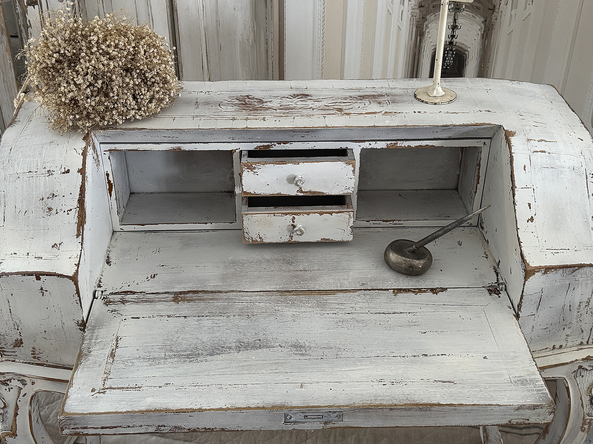 Antiker Damensekretär im Shabby Chic Stil – Original & mit Charakter***