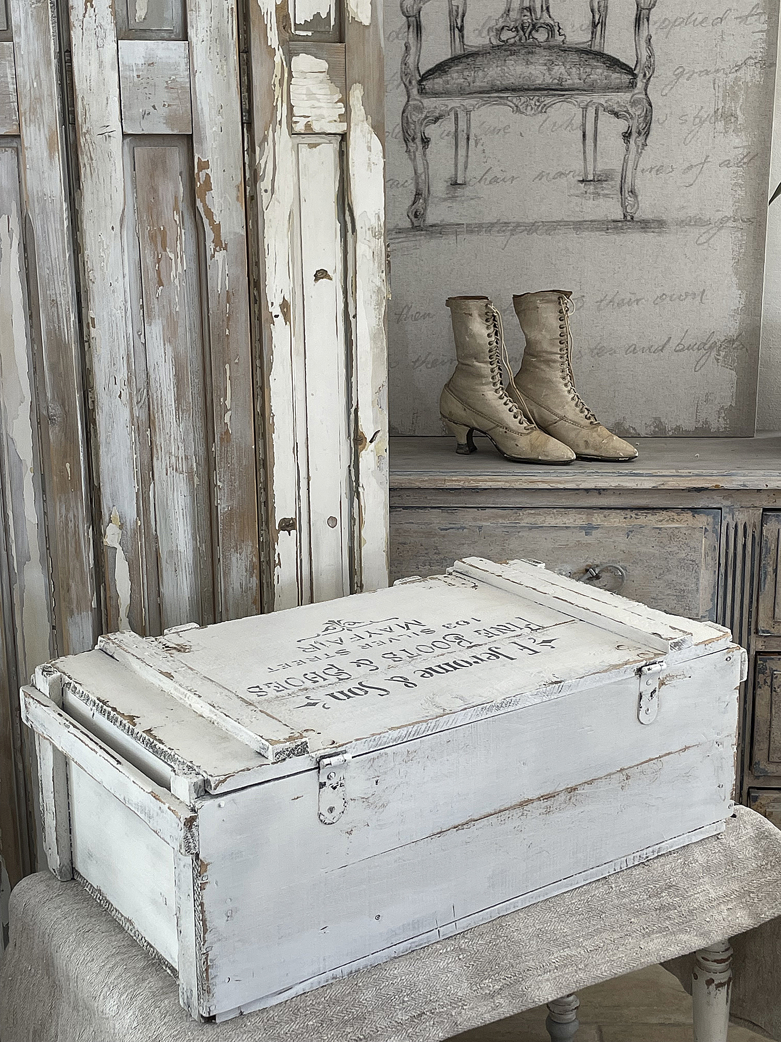 Alte Transportkiste Boots & Shoes*** Alte Transportkiste Boots & Shoes***