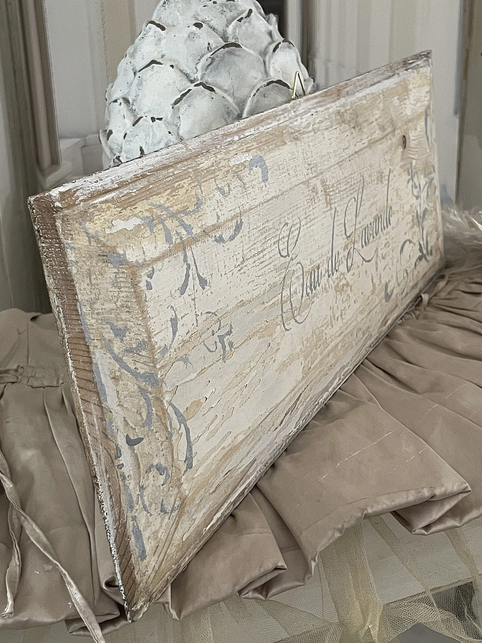 Shabbybild antike Holzkassette Lavande