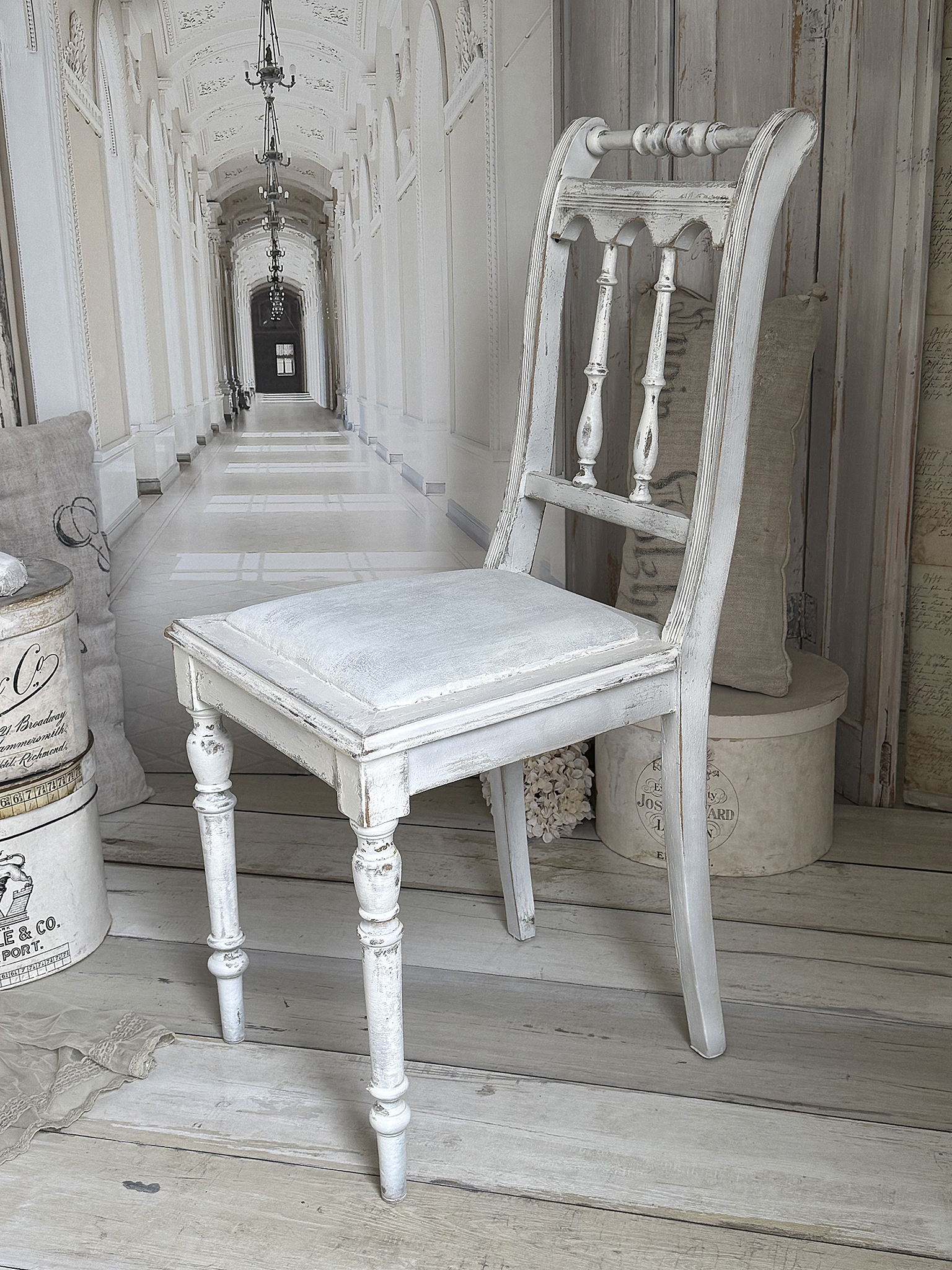 Antiker Gründerzeitstuhl mit Sitzpolster 2***