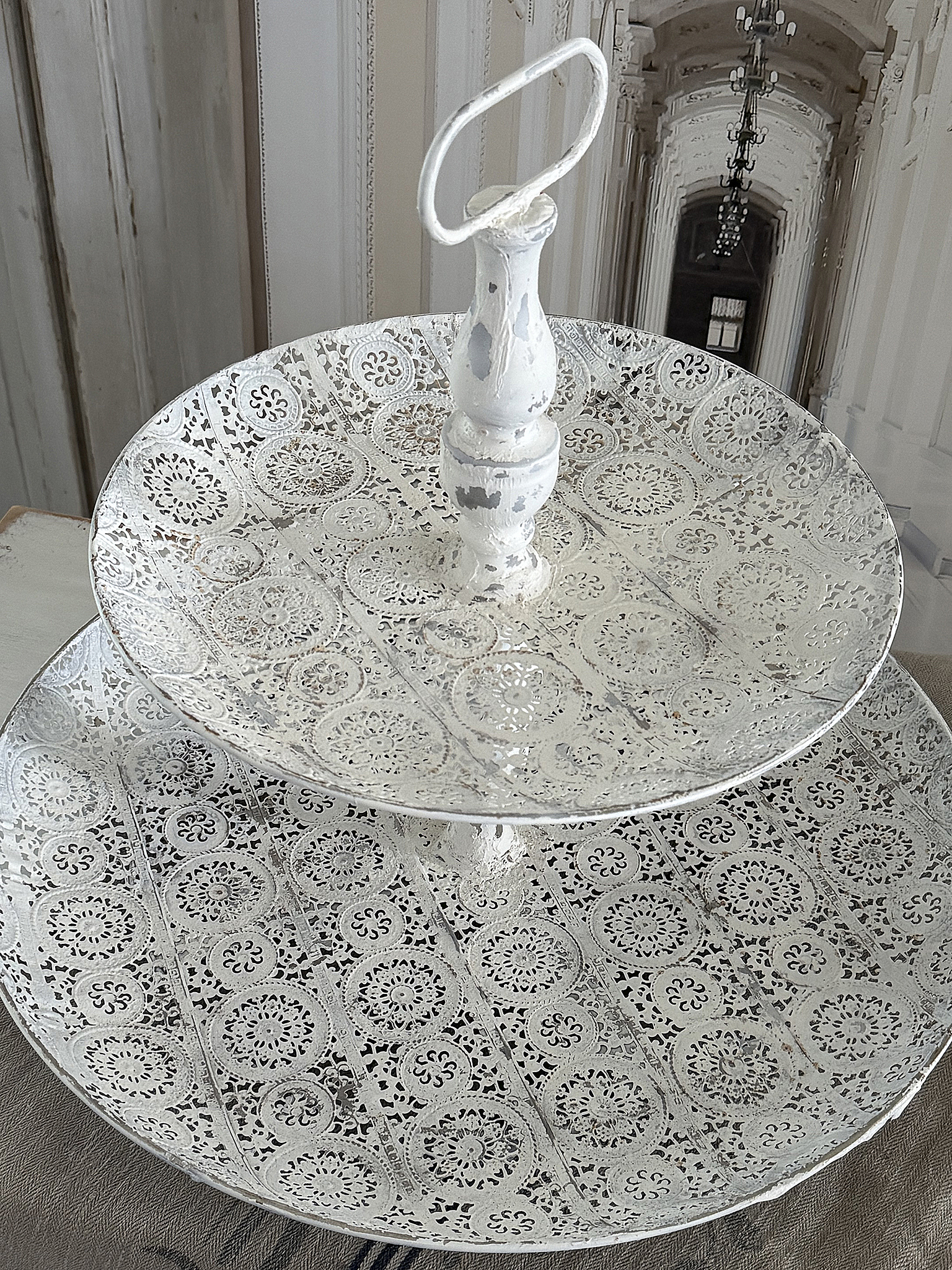  Große Metalletagere im Shabby Chic – dekorativ & funktional***