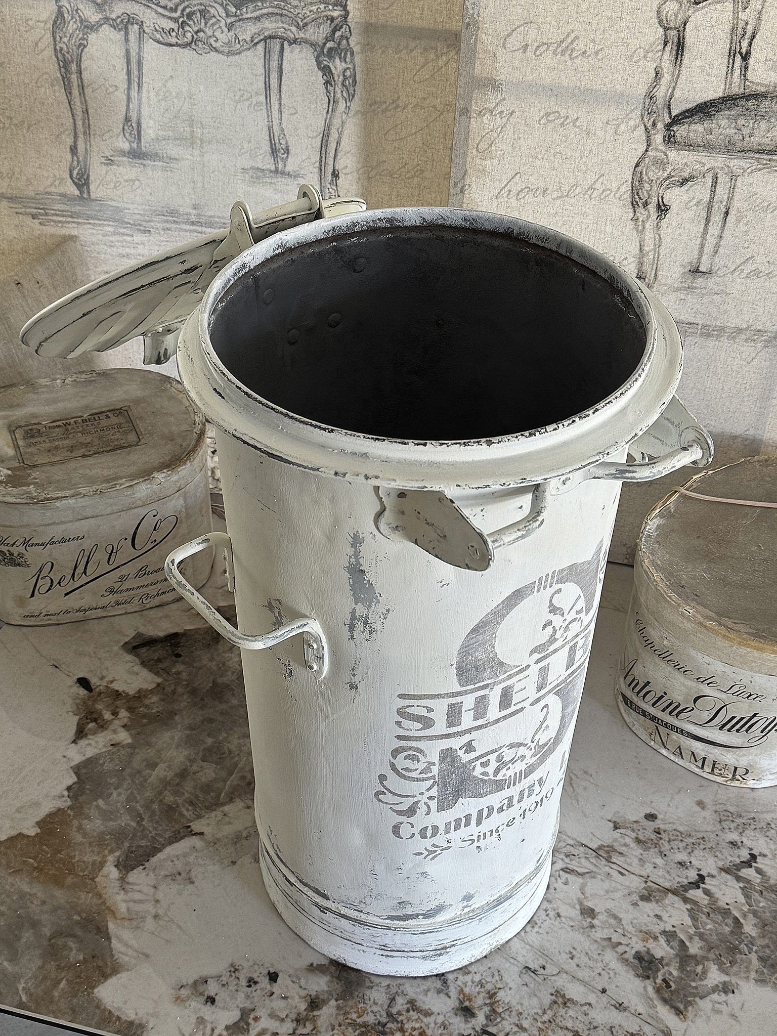 Schöne alte Zinkmülltonne Shelby***