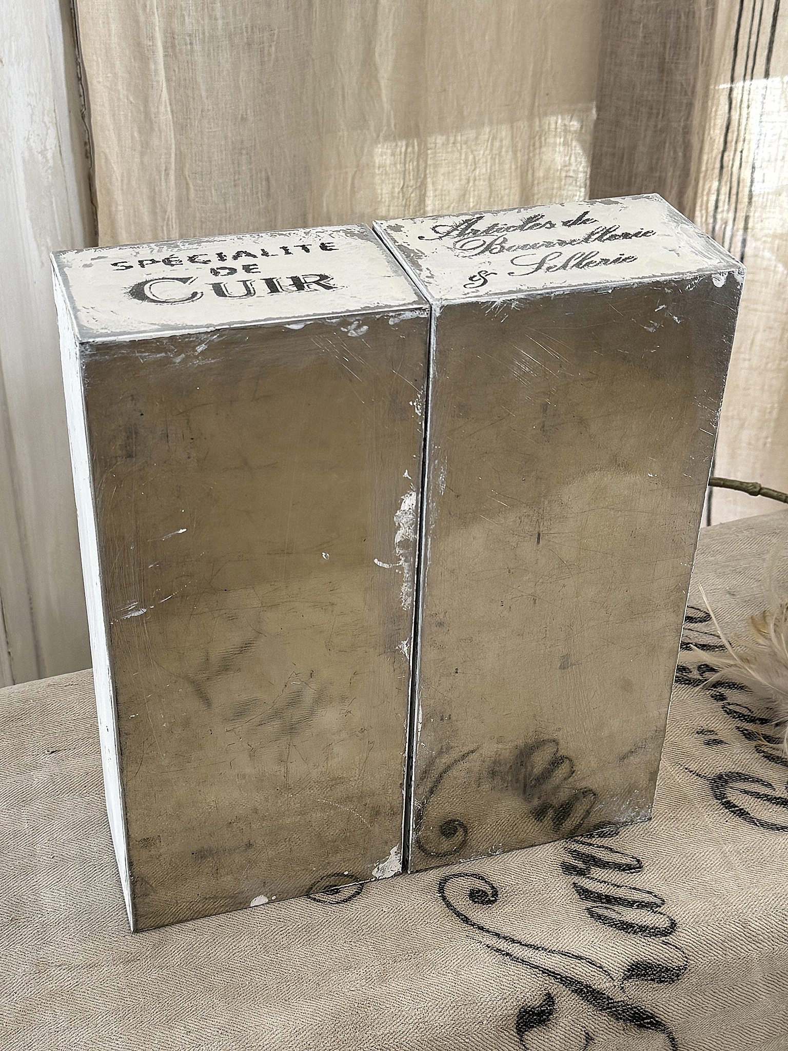 Duo alte Zinkblechkisten Specialite***