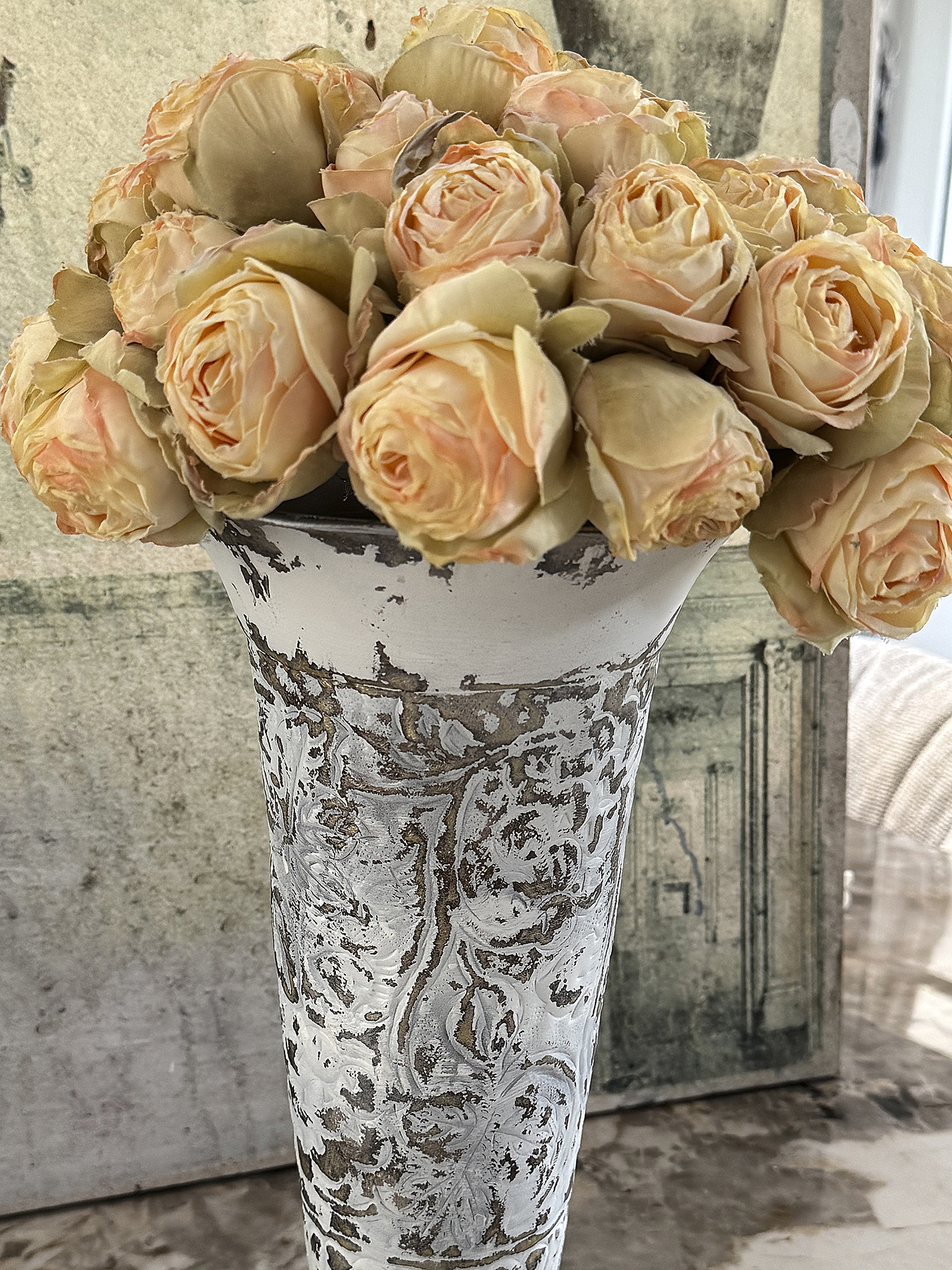 Elegante Vintage-Vase aus Frankreich mit Shabby-Charme***