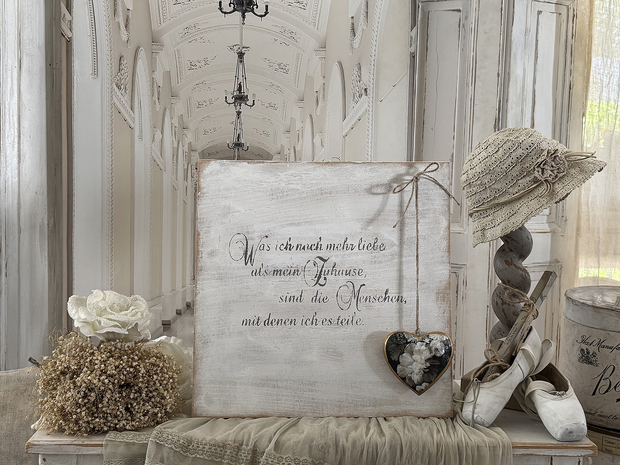 Charmantes Shabby-Bild „Mit Herz zu Hause“***