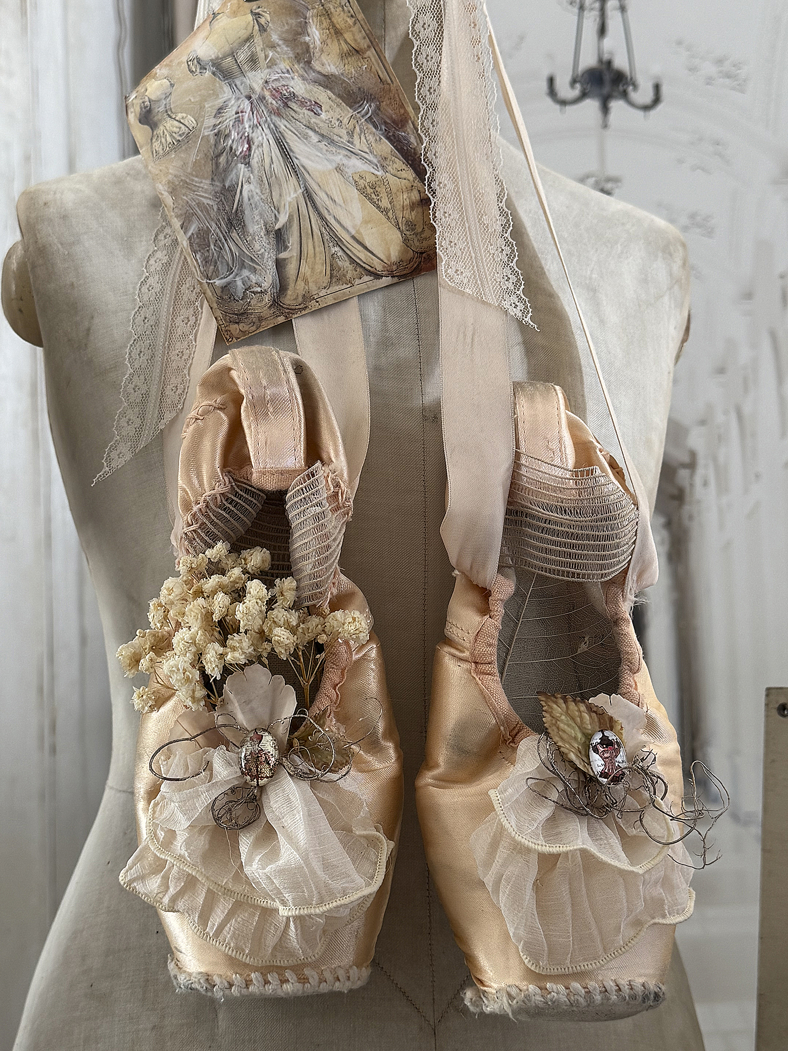Romantisches Vintage-Gehänge aus alten Ballettschuhen 2***