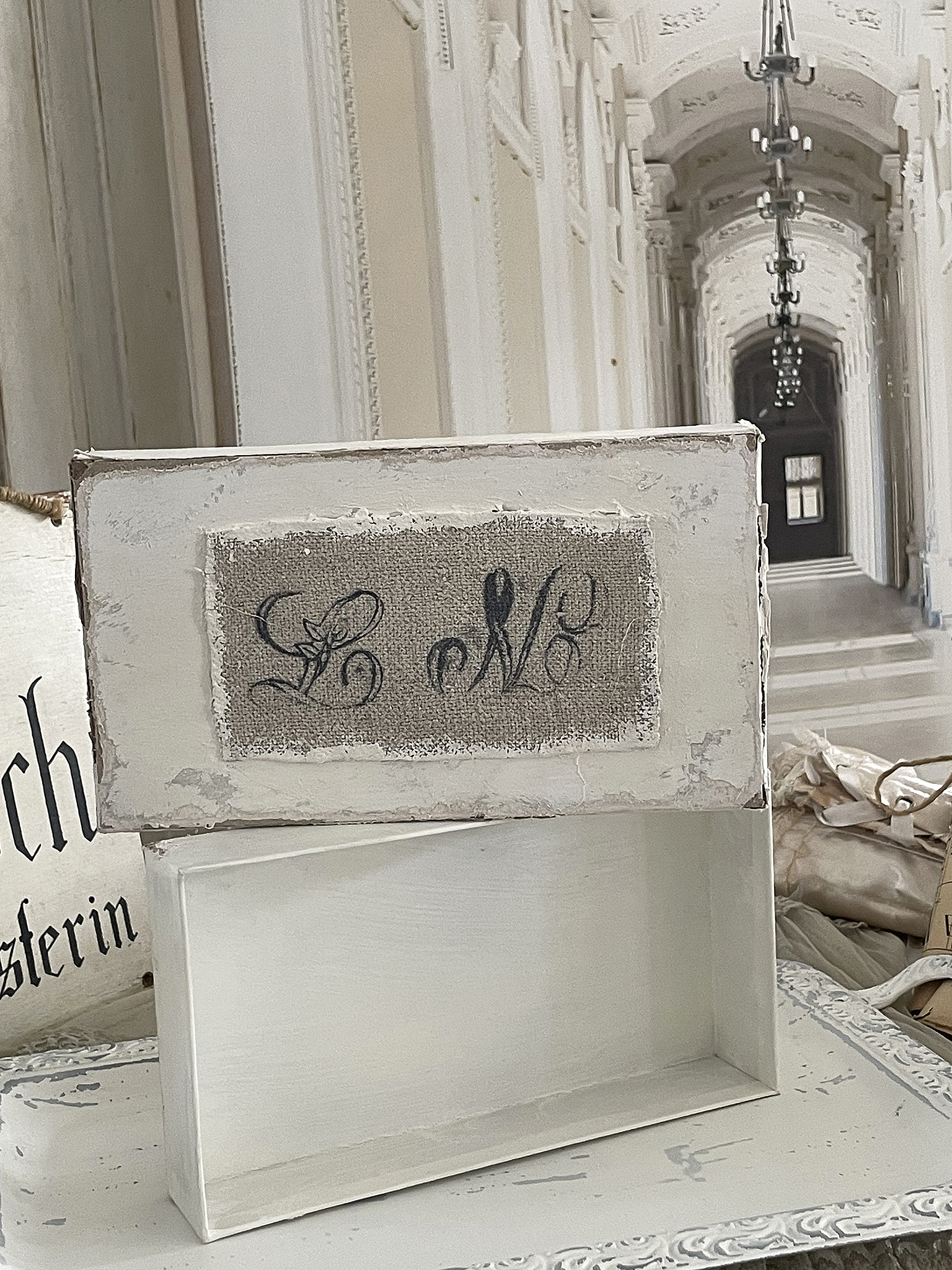 Duo Servierplatte mit alter Pappschachtel*** Duo Servierplatte mit alter Pappschachtel***