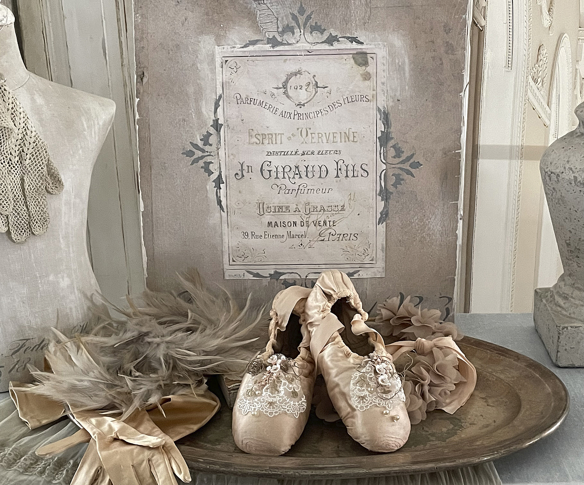 Spitzenschuhe Brocante mit Spitze***