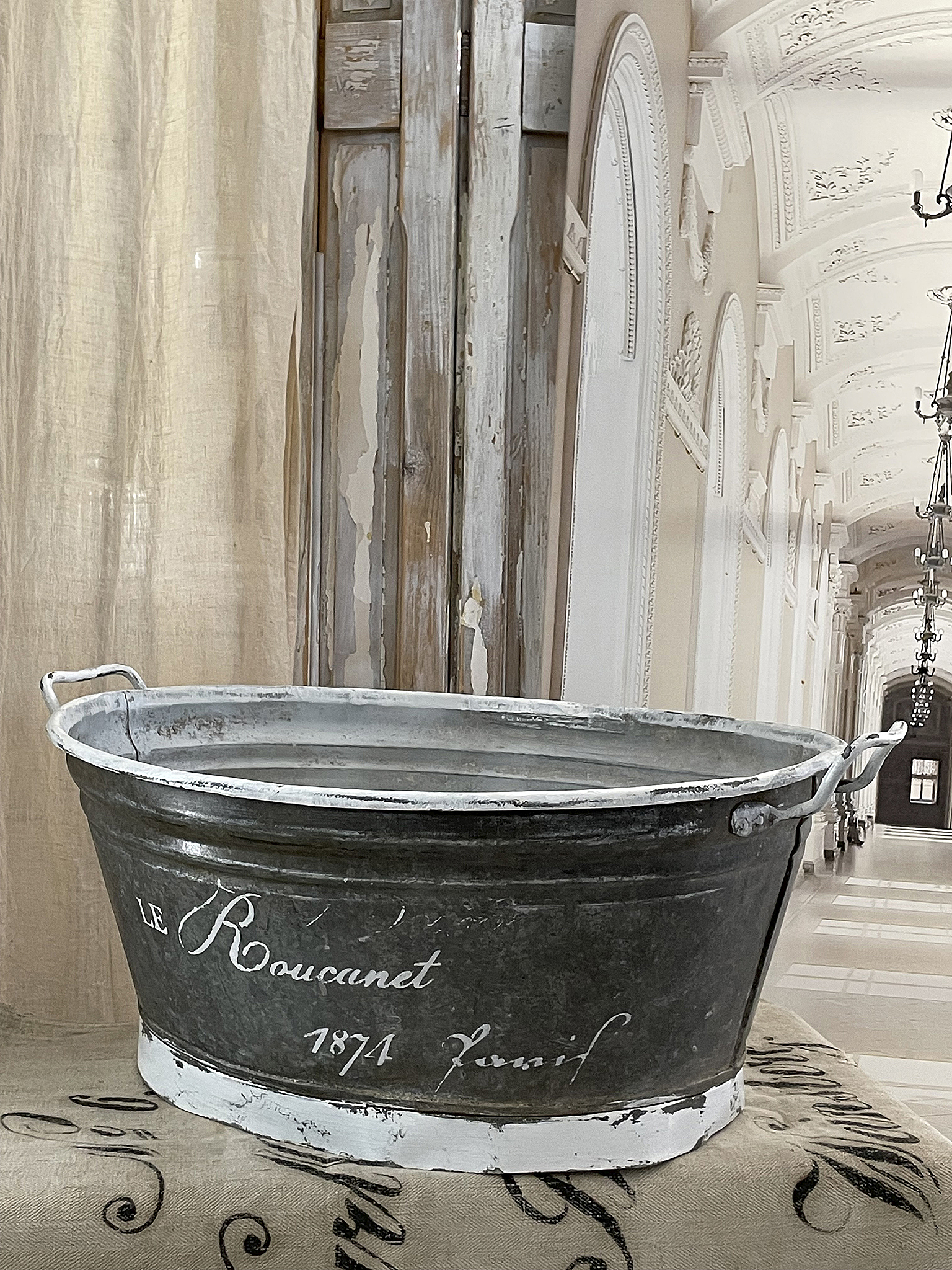 Alte Zinkwanne Roucanet*** Alte Zinkwanne Roucanet***