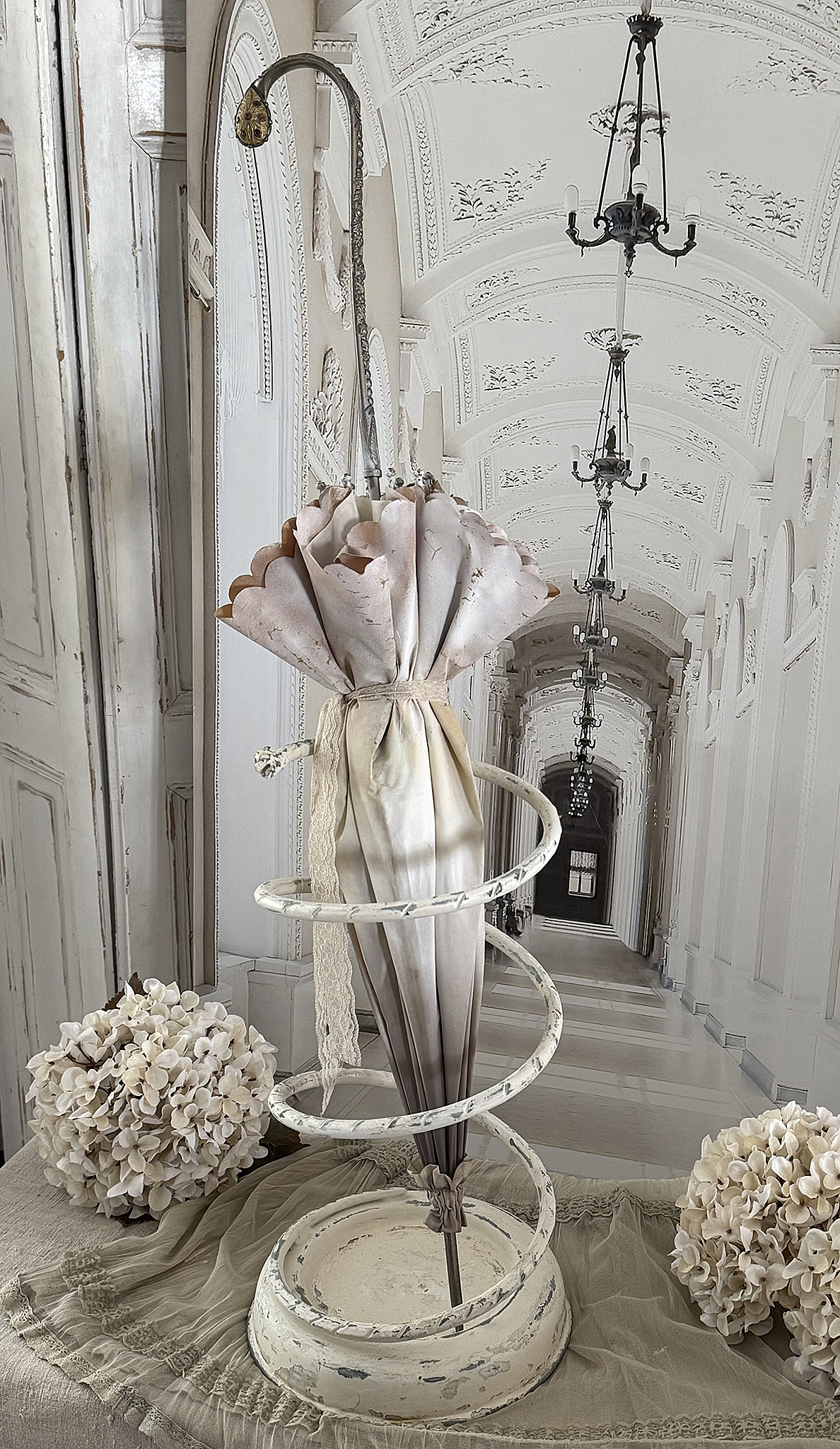 Alter ausgefallener Schirmständer im Shabby-Chic – dekoratives Vintage-Unikat mit Schlange***