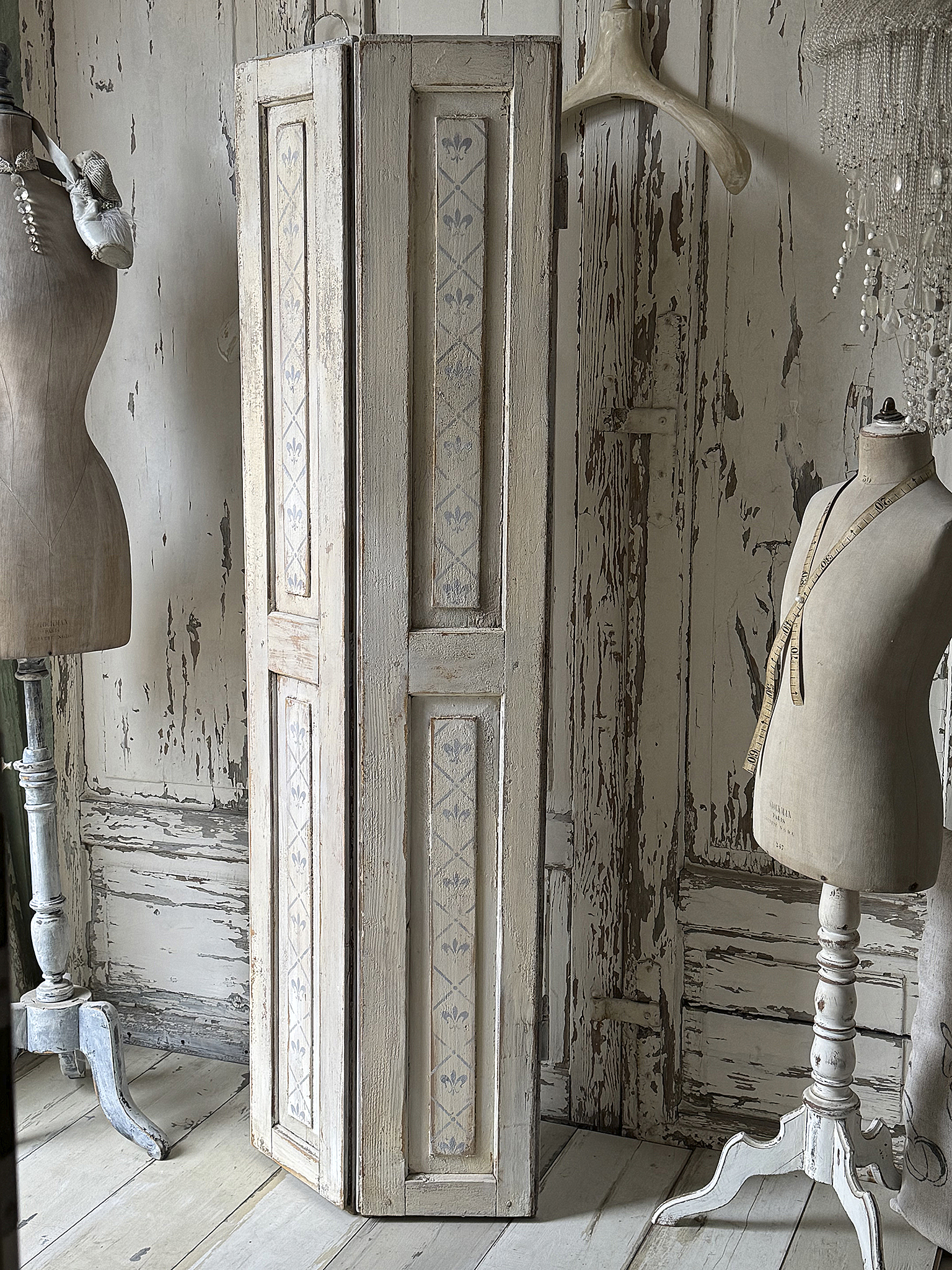 Französischer Kassetten-Klappladen ***