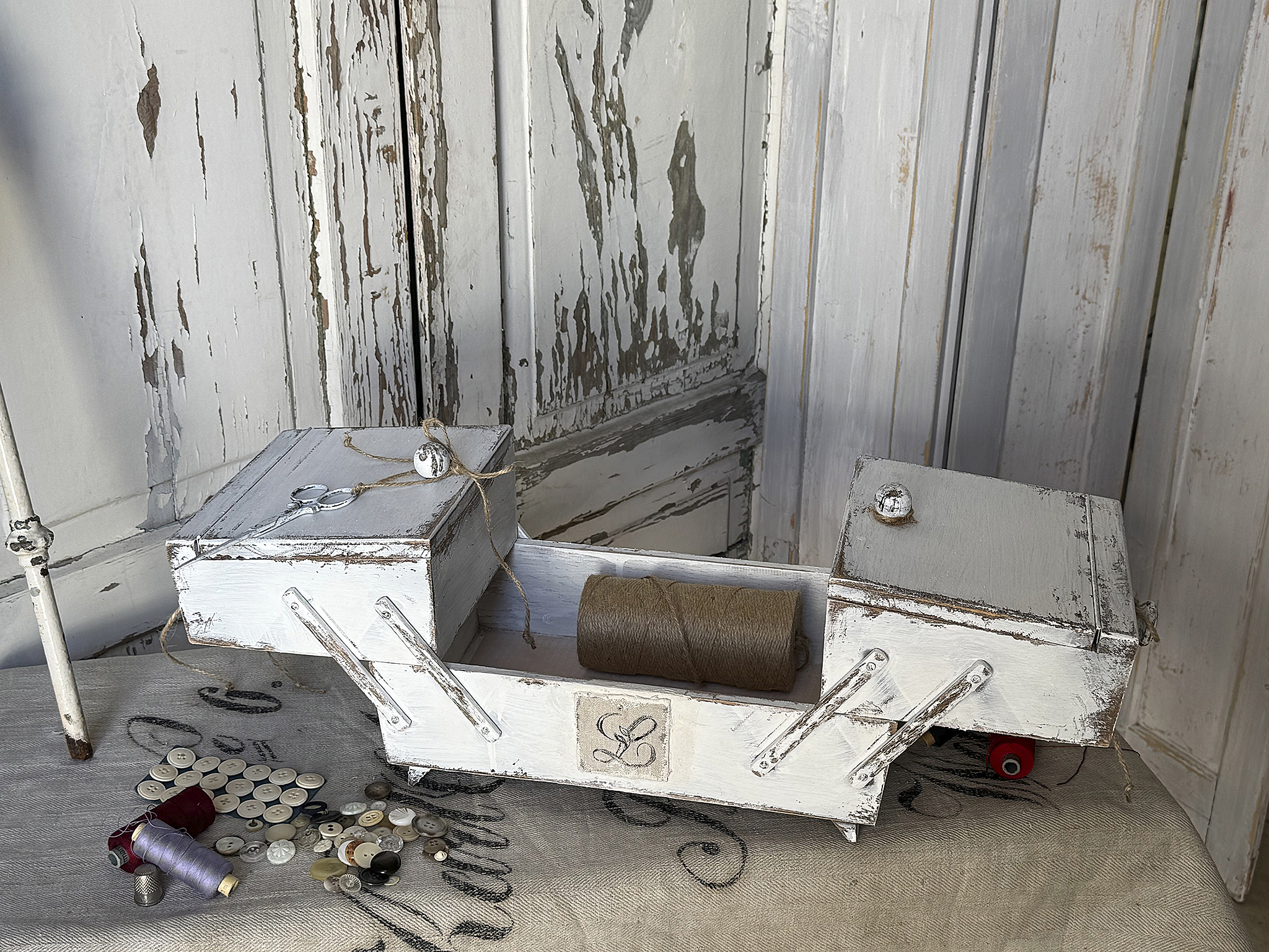 Wundervoller alter Nähkasten/ Ziehharmonika-Kasten***