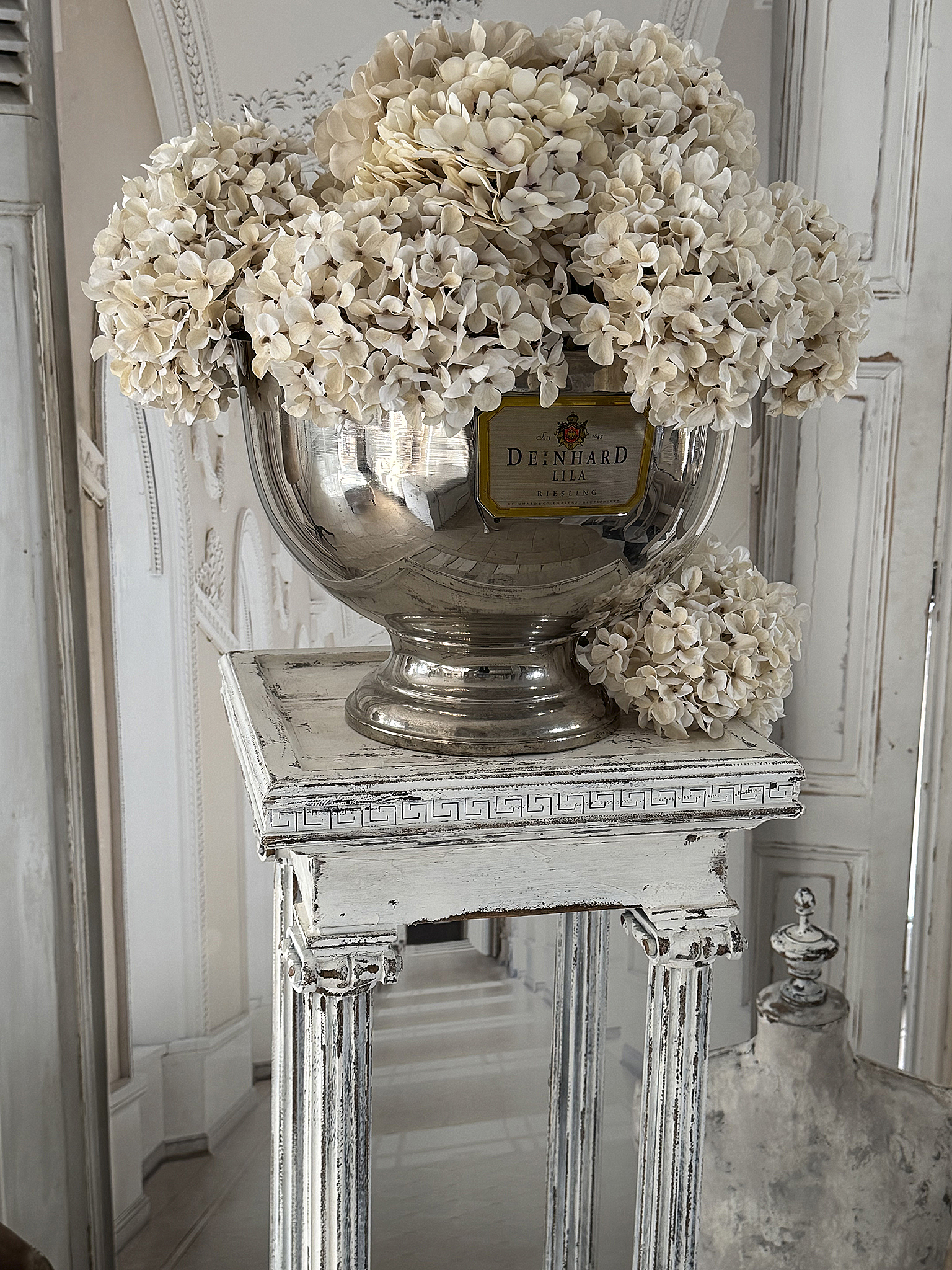 Antikes Shabby-Chic Standsäulenregal aus Vollholz – ein außergewöhnliches Liebhaberstück*** 