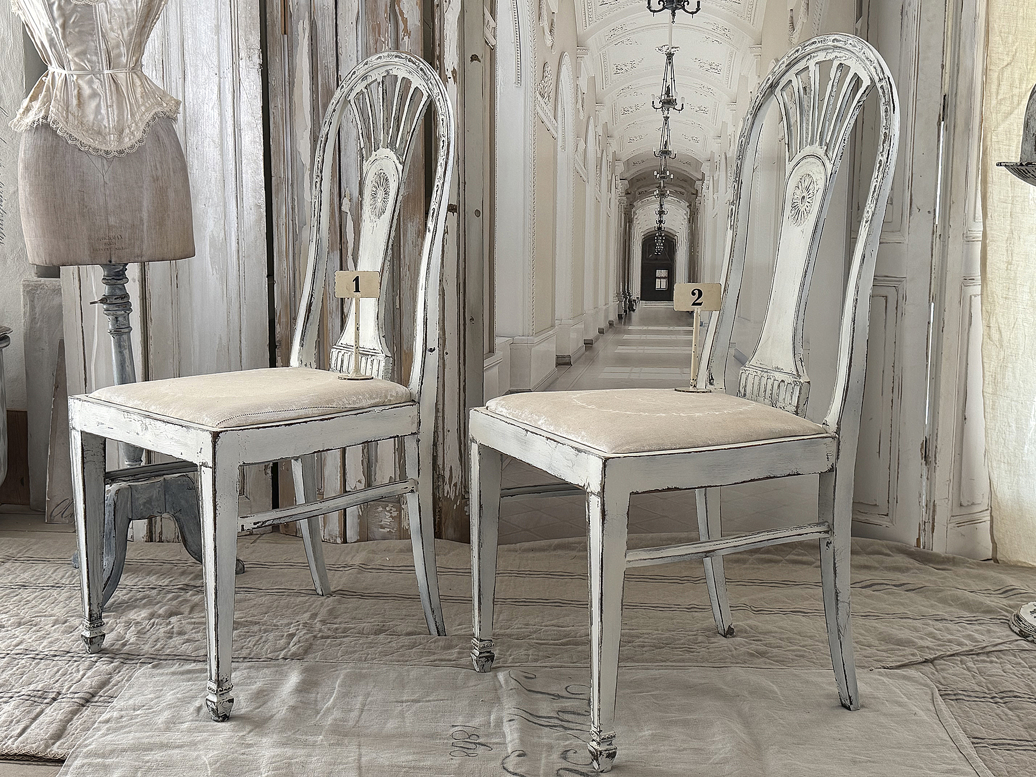 Edler antiker Shabby-Stuhl***