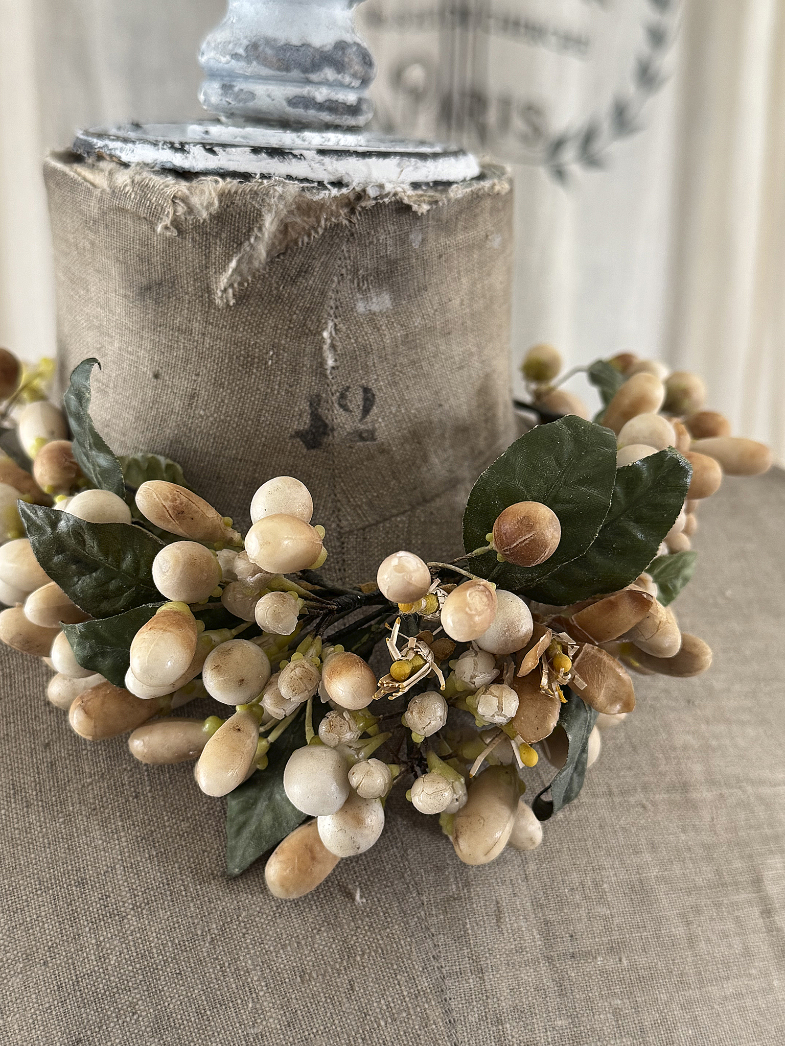 Reserviert! Antiker Brautkranz aus Wachs-Orangenblüten – zarter Hochzeitsschmuck um 1900***