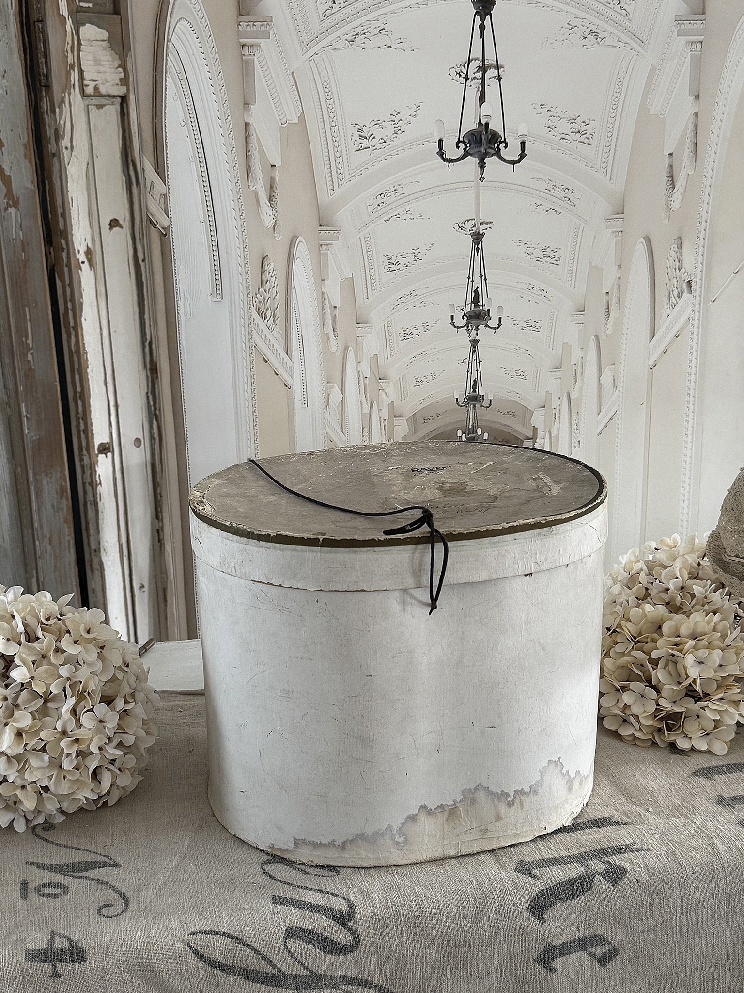 Antike englische Hutschachtel „C.S. Royle & Co., Stockport“***