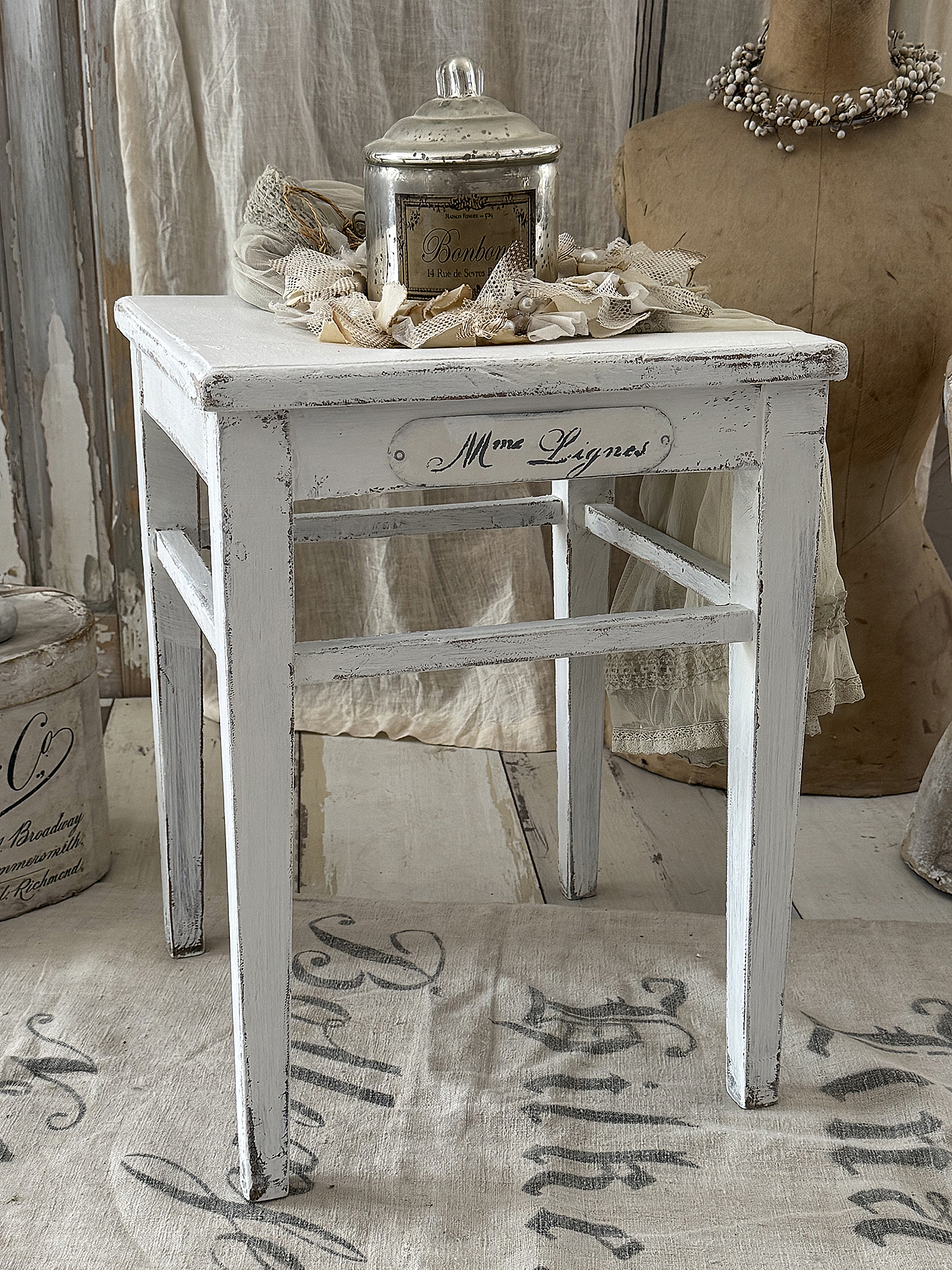 Alter Hocker Charmantes Vintage-Unikat***