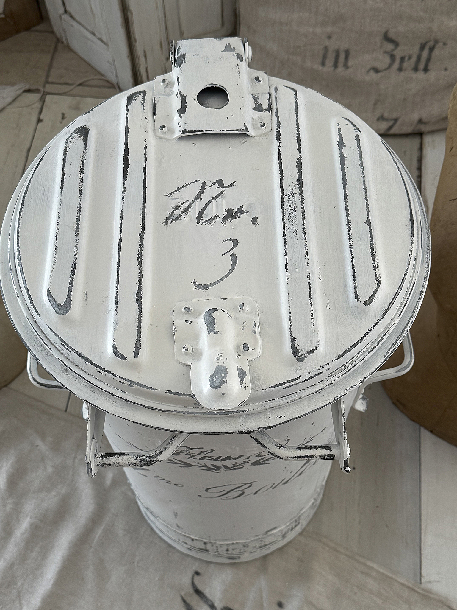  Alte große Zinkmülltonne Fleura***