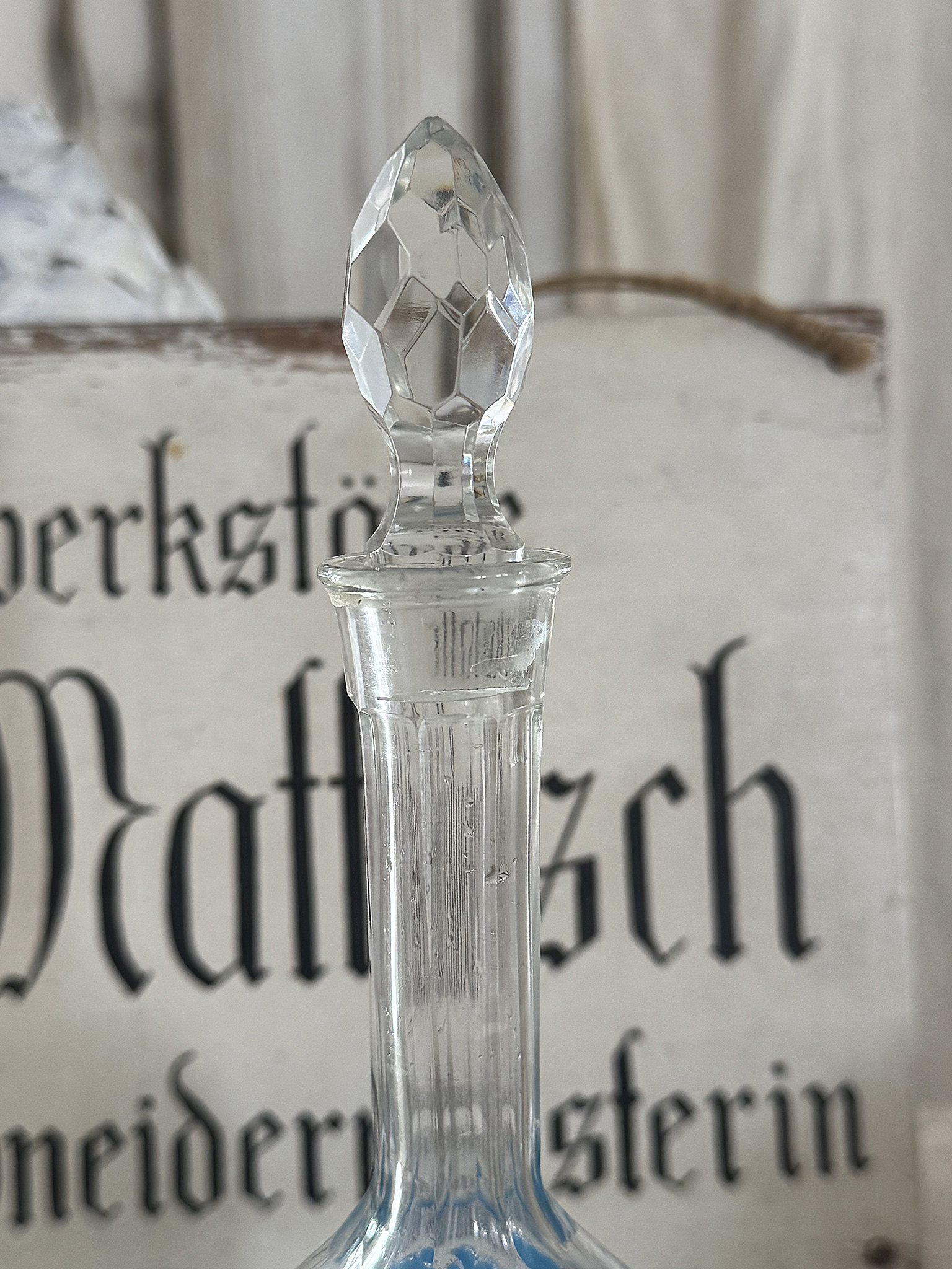 Romantisches Vintage-Duo – Kristallflasche & alte Schatulle mit herrlicher Patina***