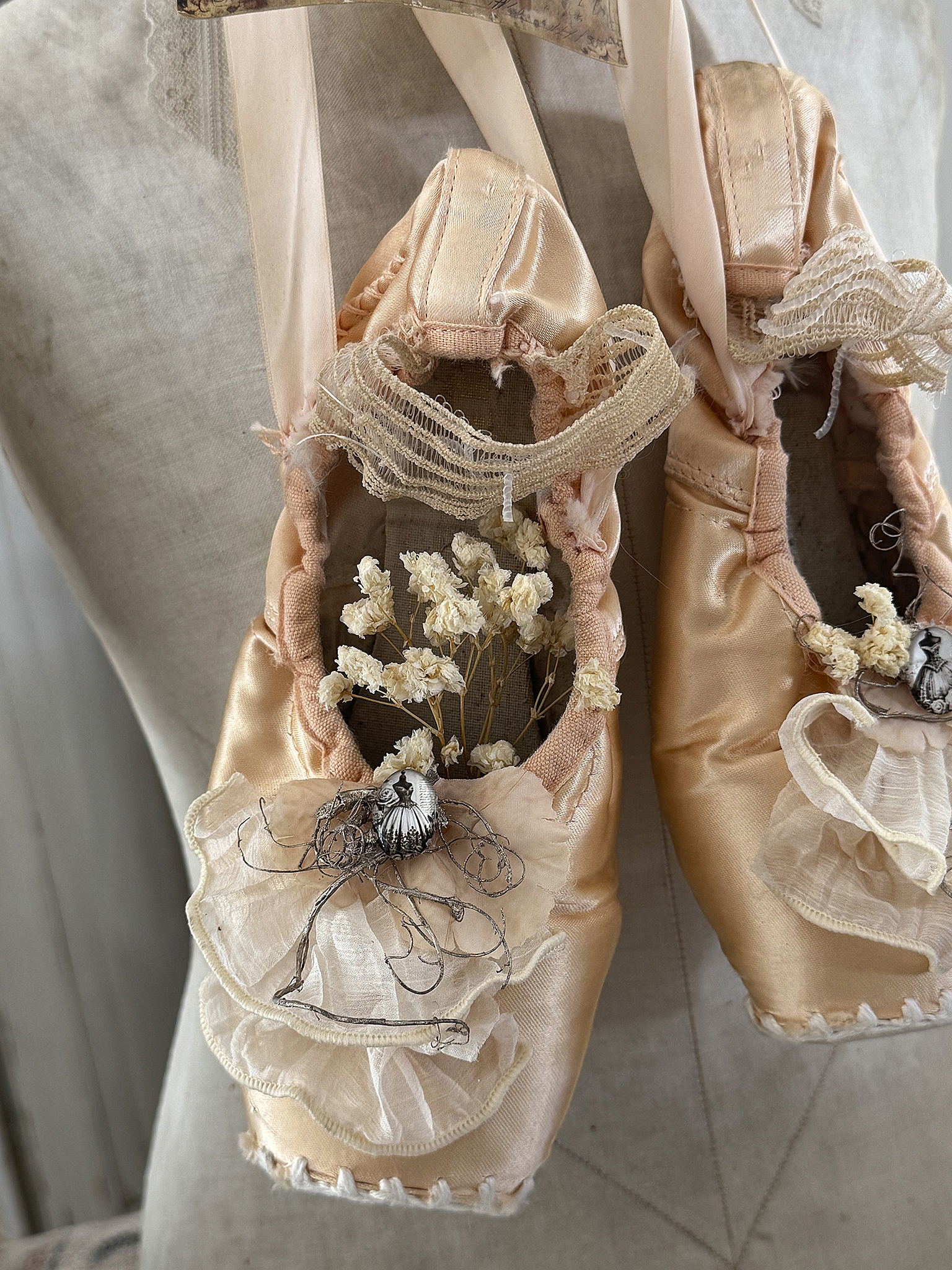 Romantisches Vintage-Gehänge aus alten Ballettschuhen 1***