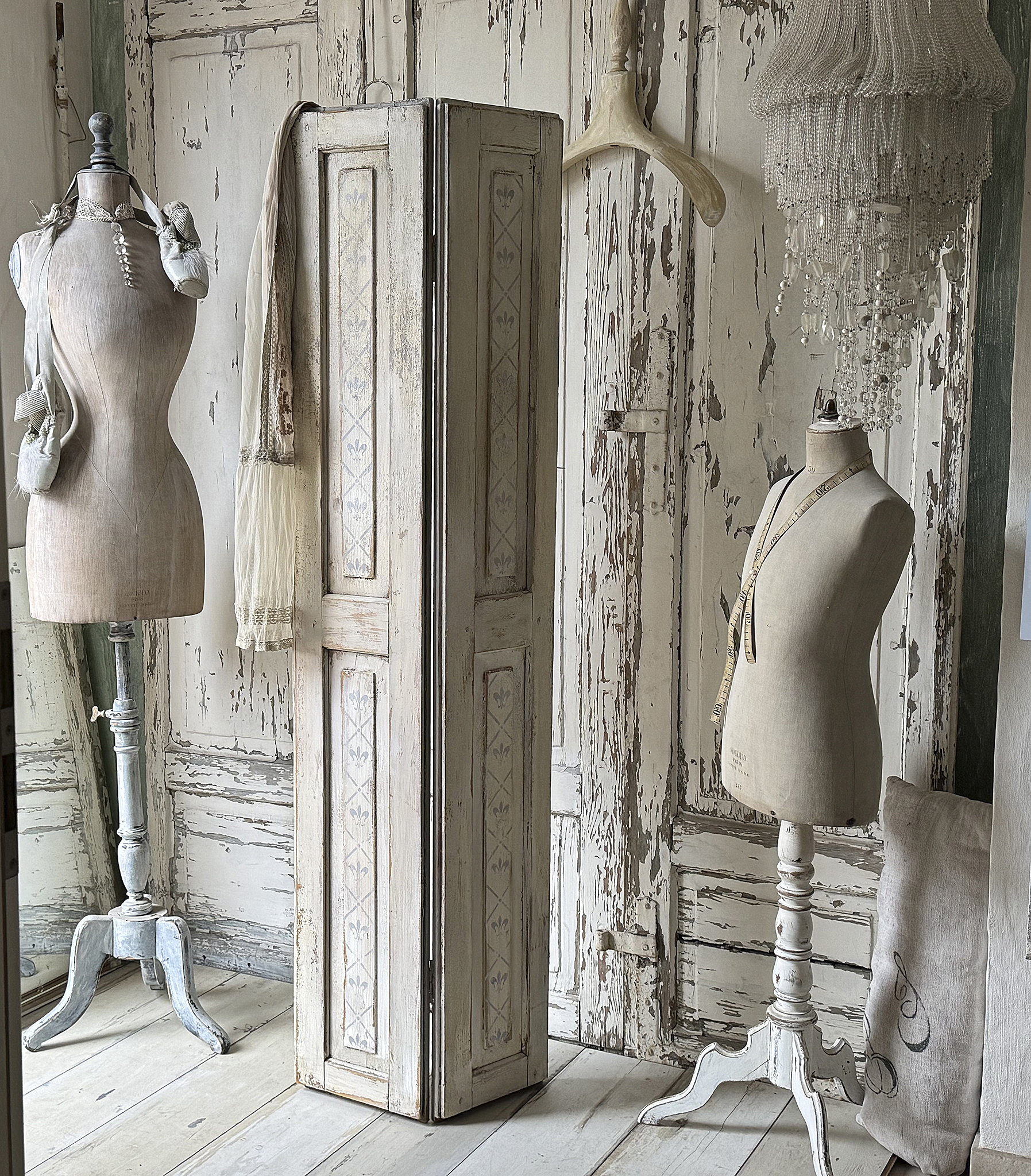 Französischer Kassetten-Klappladen ***