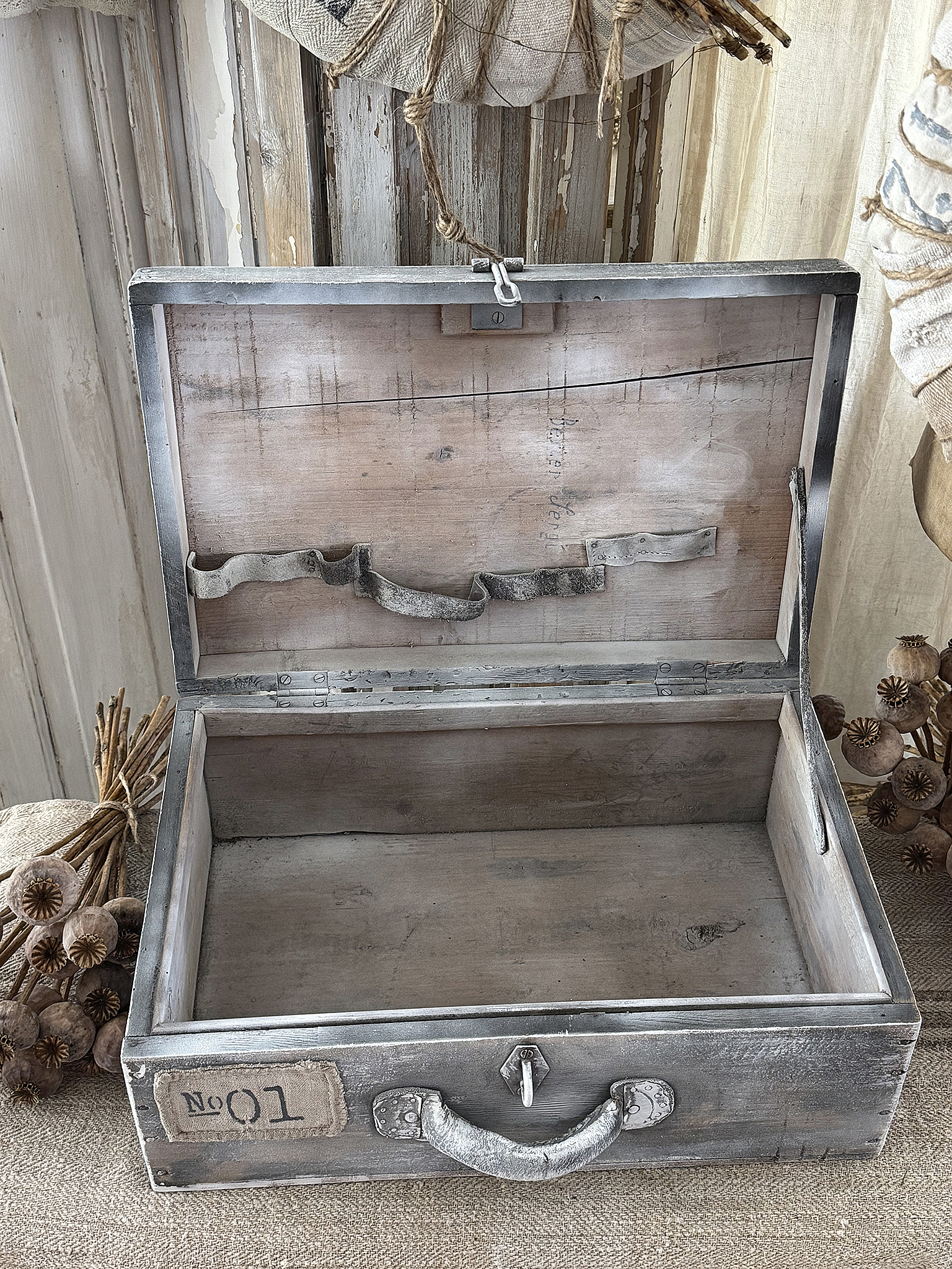 Alte Vintage-Holzkiste No.1***