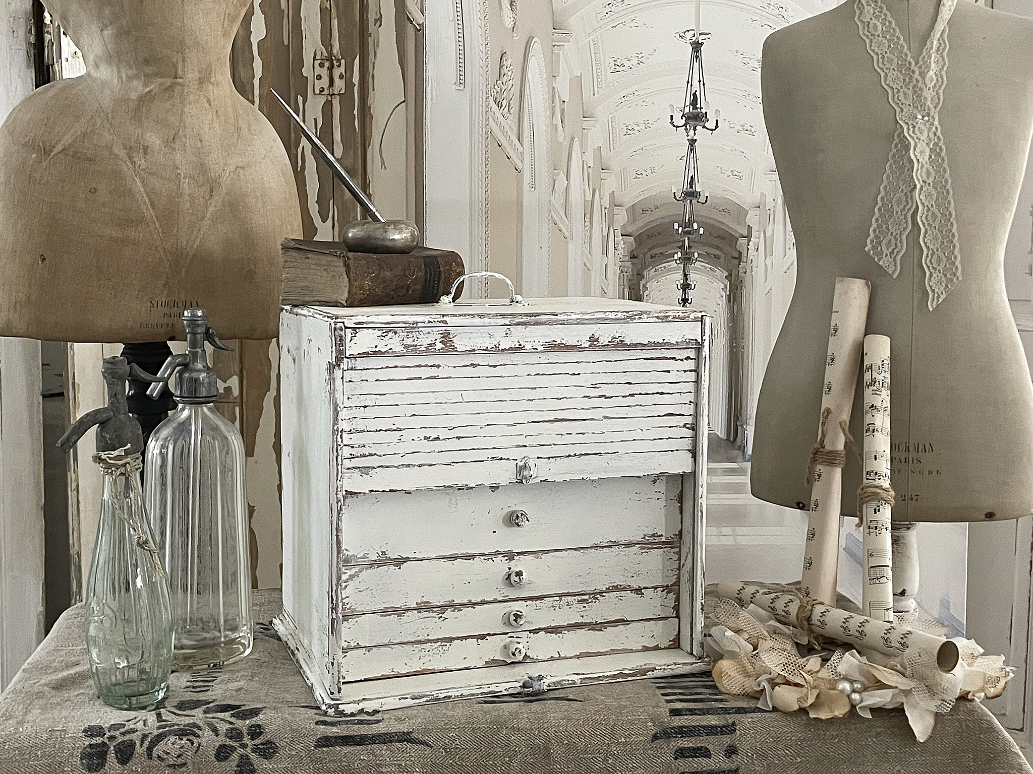 Antikes Rollschränkchen Liebhaberstück***