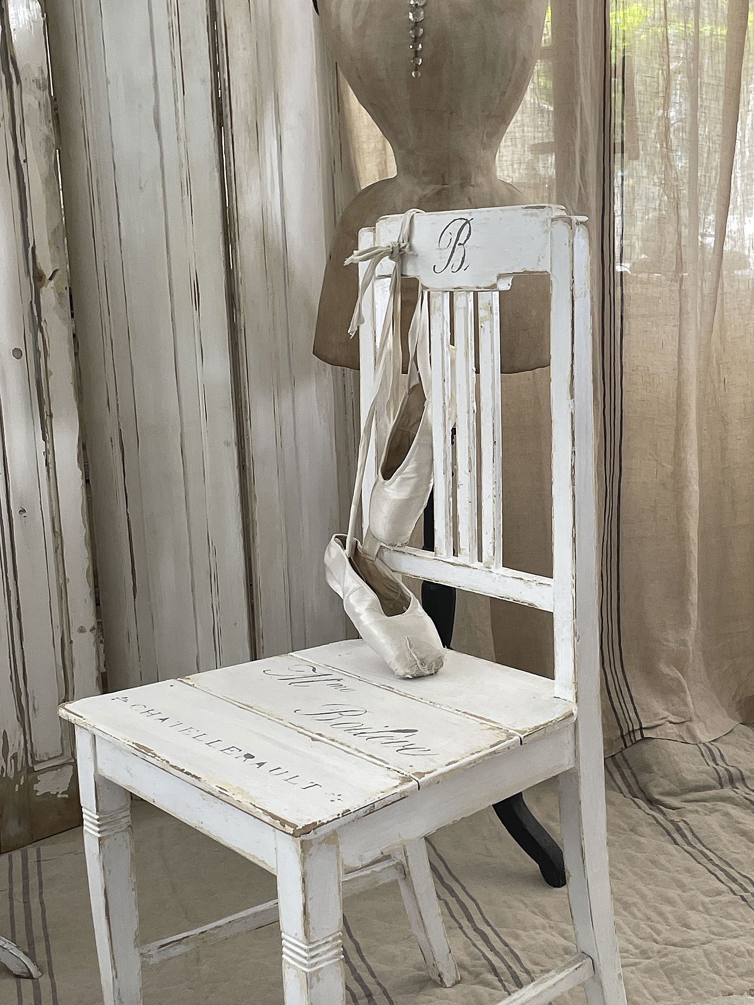 Antiker Holz-Stuhl Shabby/pur*** Antiker Holz-Stuhl Shabby/pur***