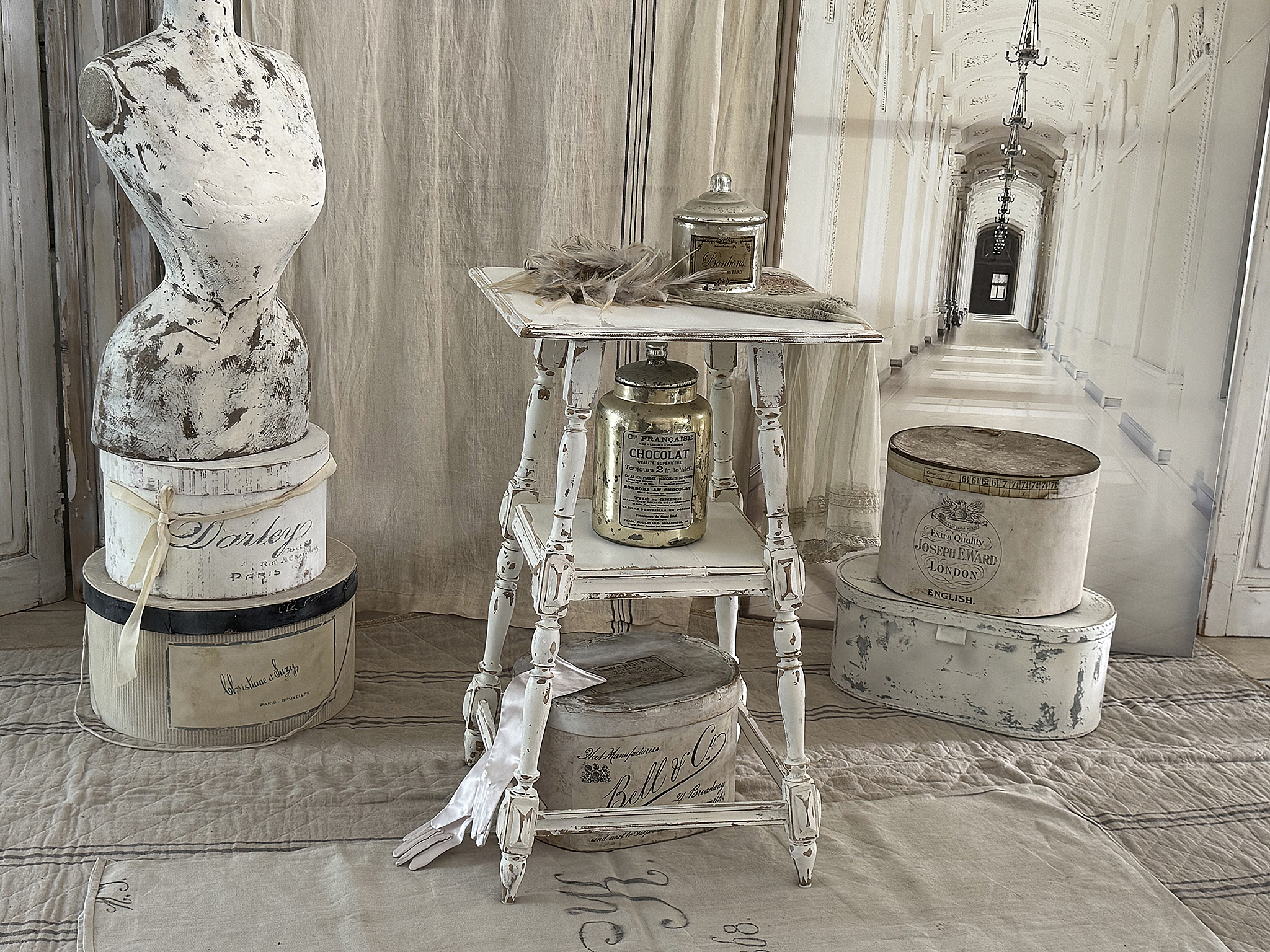 Alter Shabby Landhaustisch, Beistelltisch***