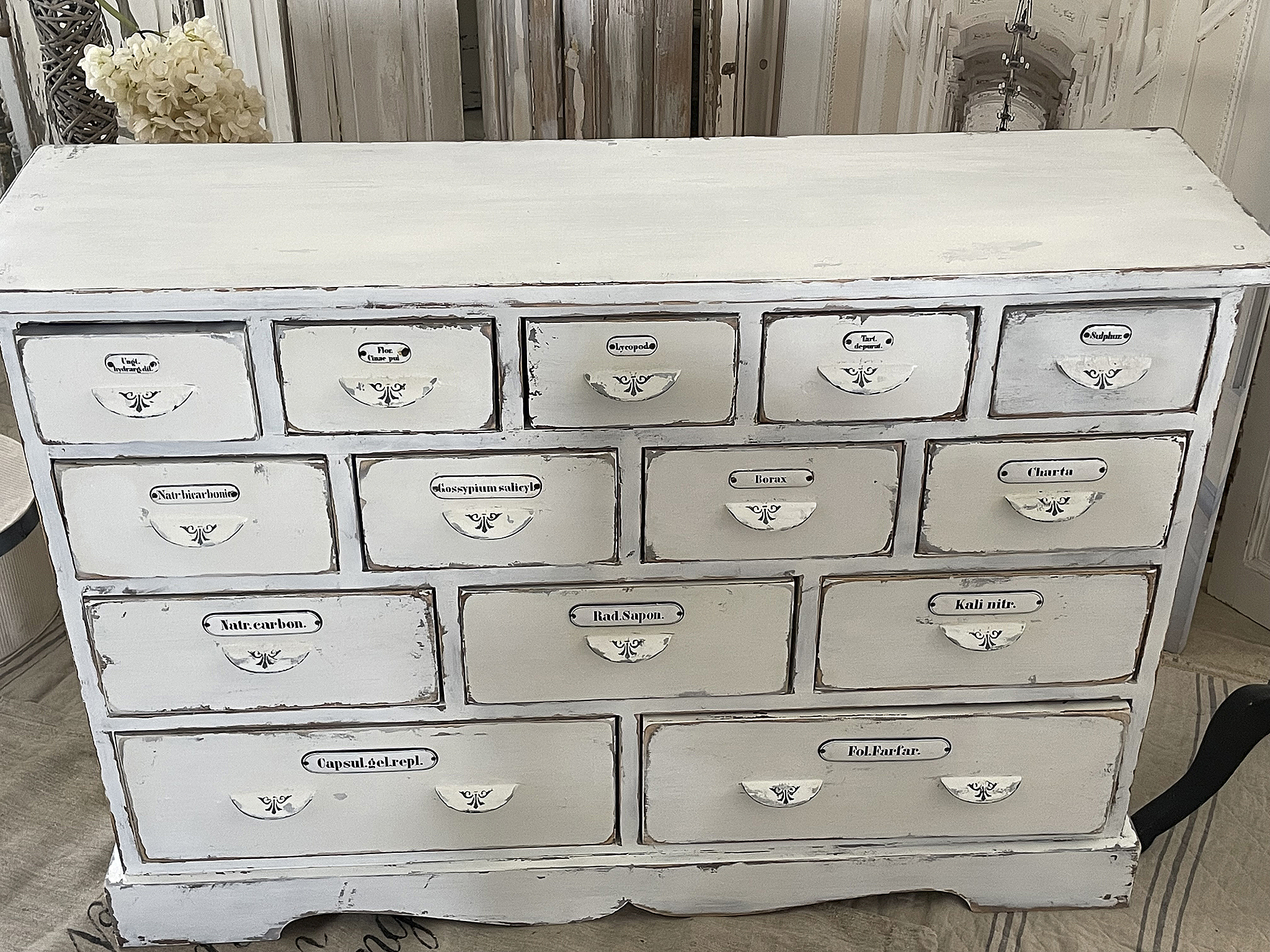 Alter Apothekerschrank /Kommode Brocante***