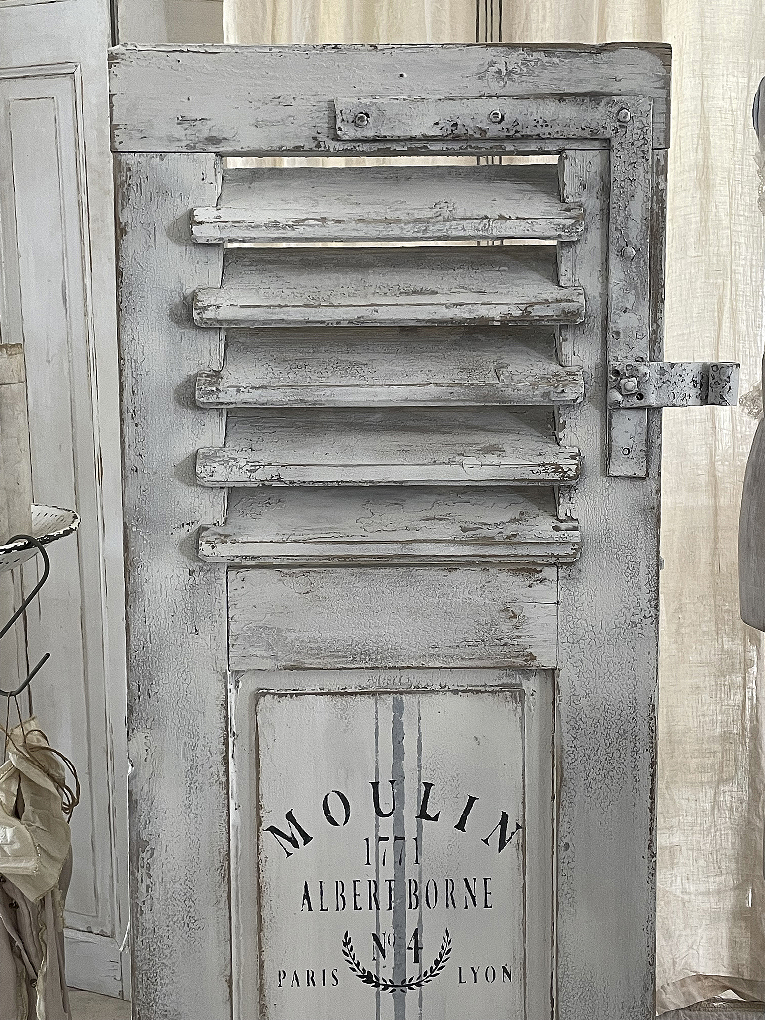 Alter Fensterladen Brocante Moulin*** Alter Fensterladen Brocante Moulin***