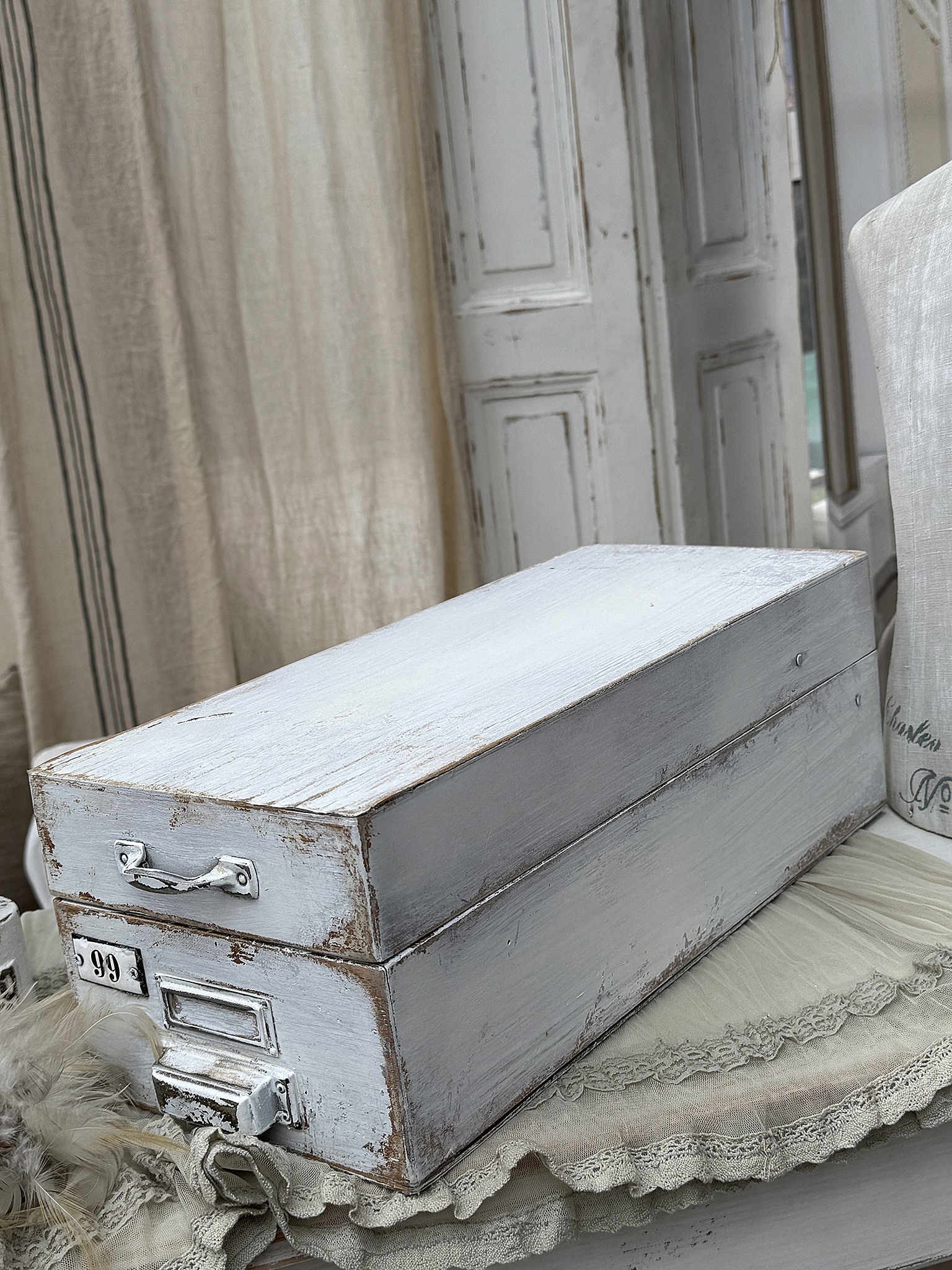 Rustikale Aufbewahrungsbox aus Holz im Vintage-Stil Holzkiste im Shabby-Chic Design, ideal zur Dekoration oder Aufbewahrung