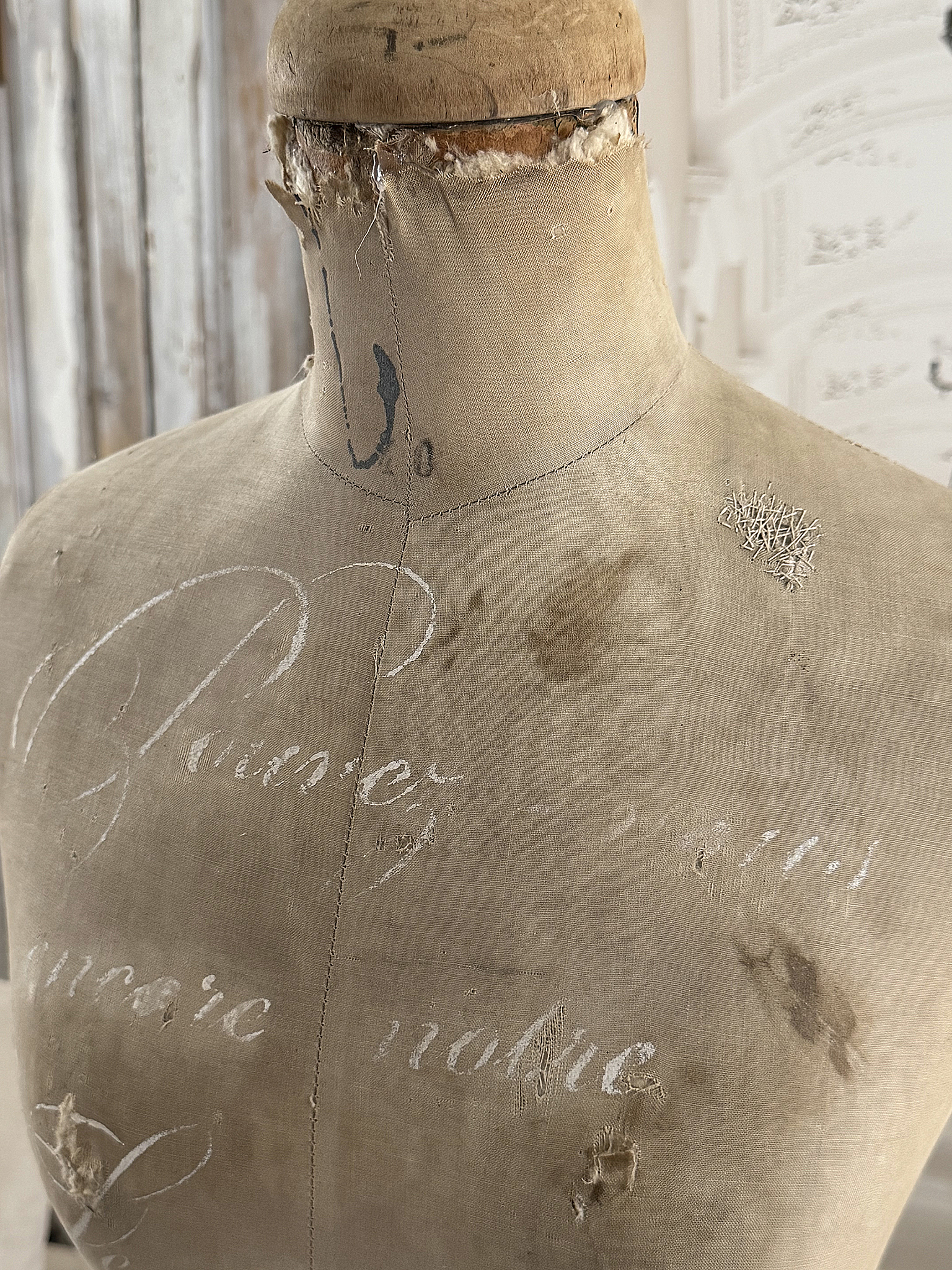 Antike Schneiderpuppe/Torso mit viel Charme***